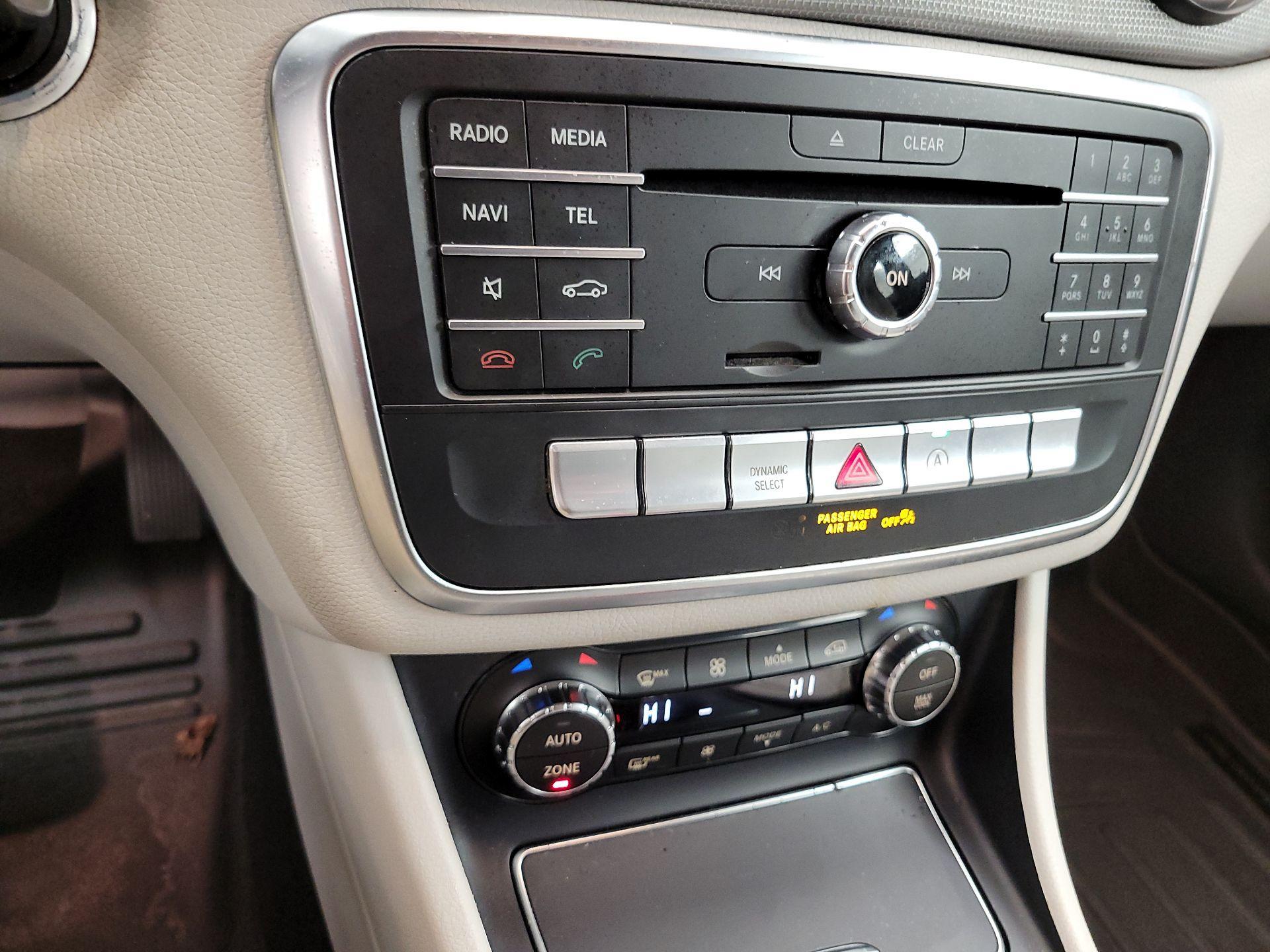 Thumbnail: 2019 Mercedes-Benz CLA - 16