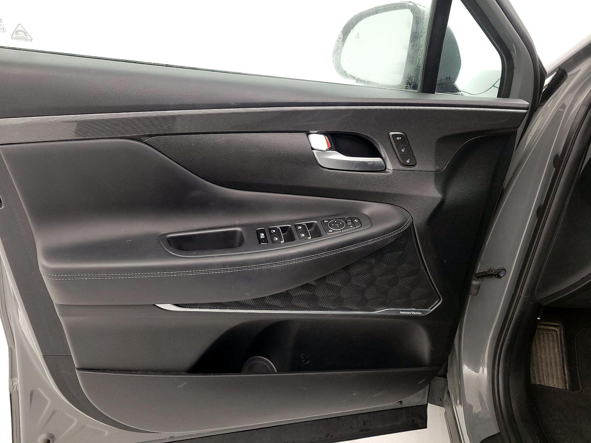 Thumbnail: 2022 Hyundai Santa Fe - 12