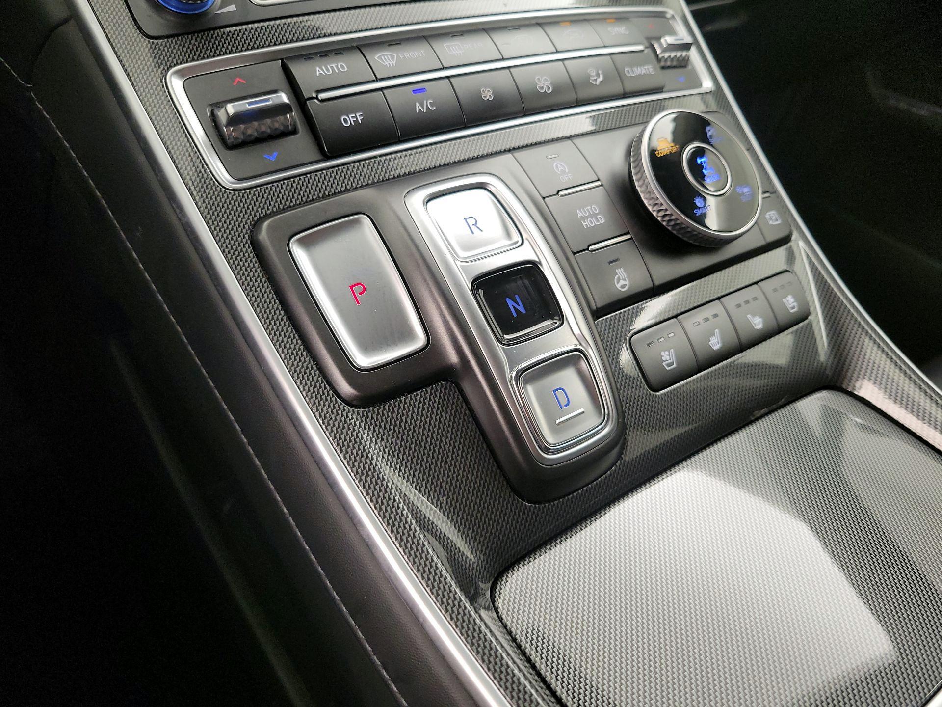 Thumbnail: 2022 Hyundai Santa Fe - 18