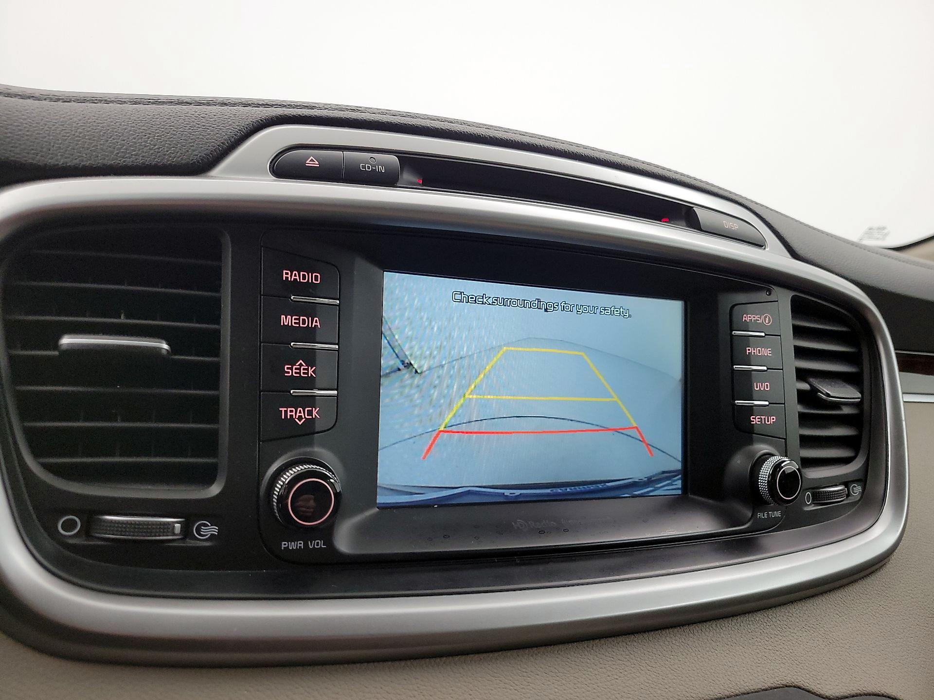 Thumbnail: 2017 Kia Sorento - 14