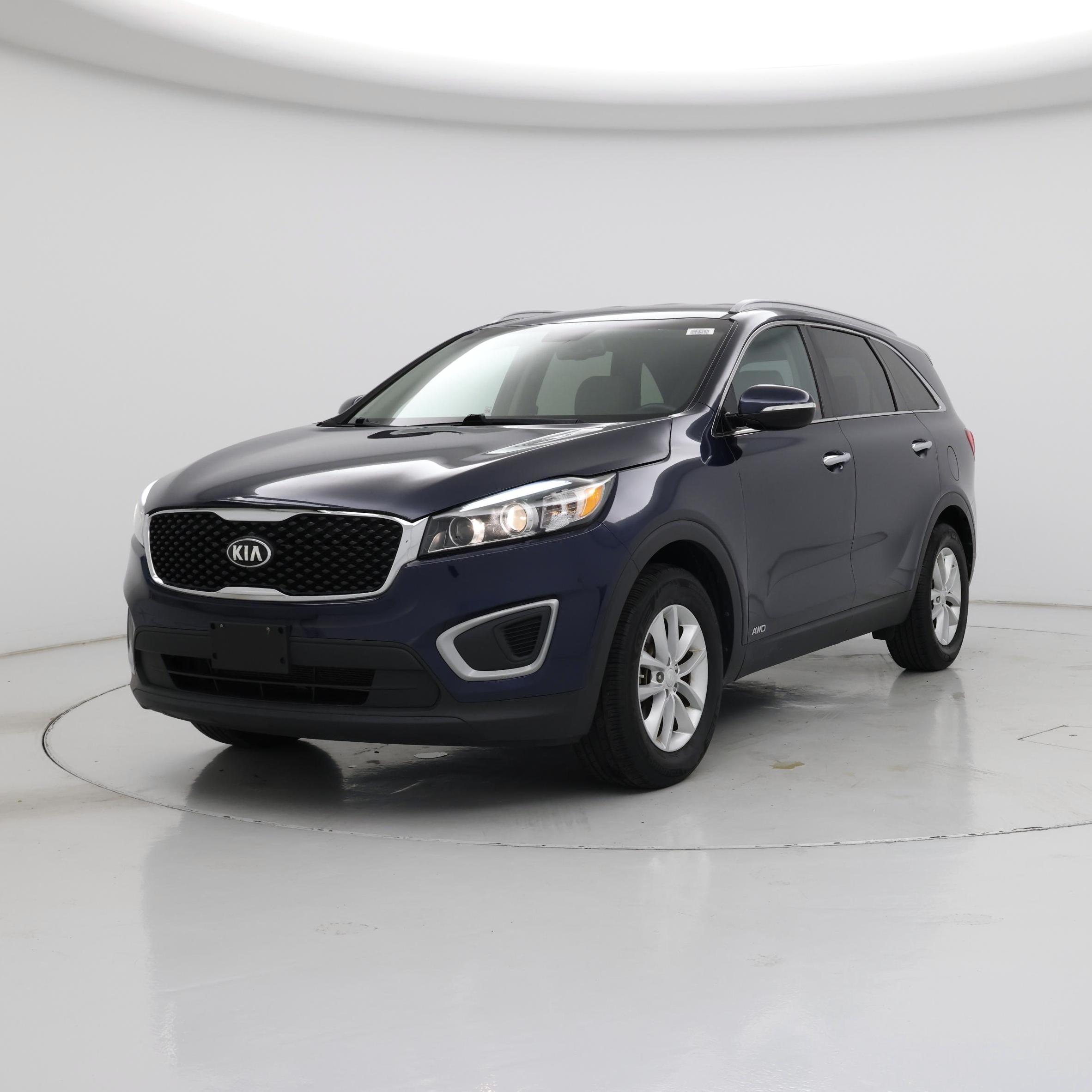 Thumbnail: 2017 Kia Sorento - 4