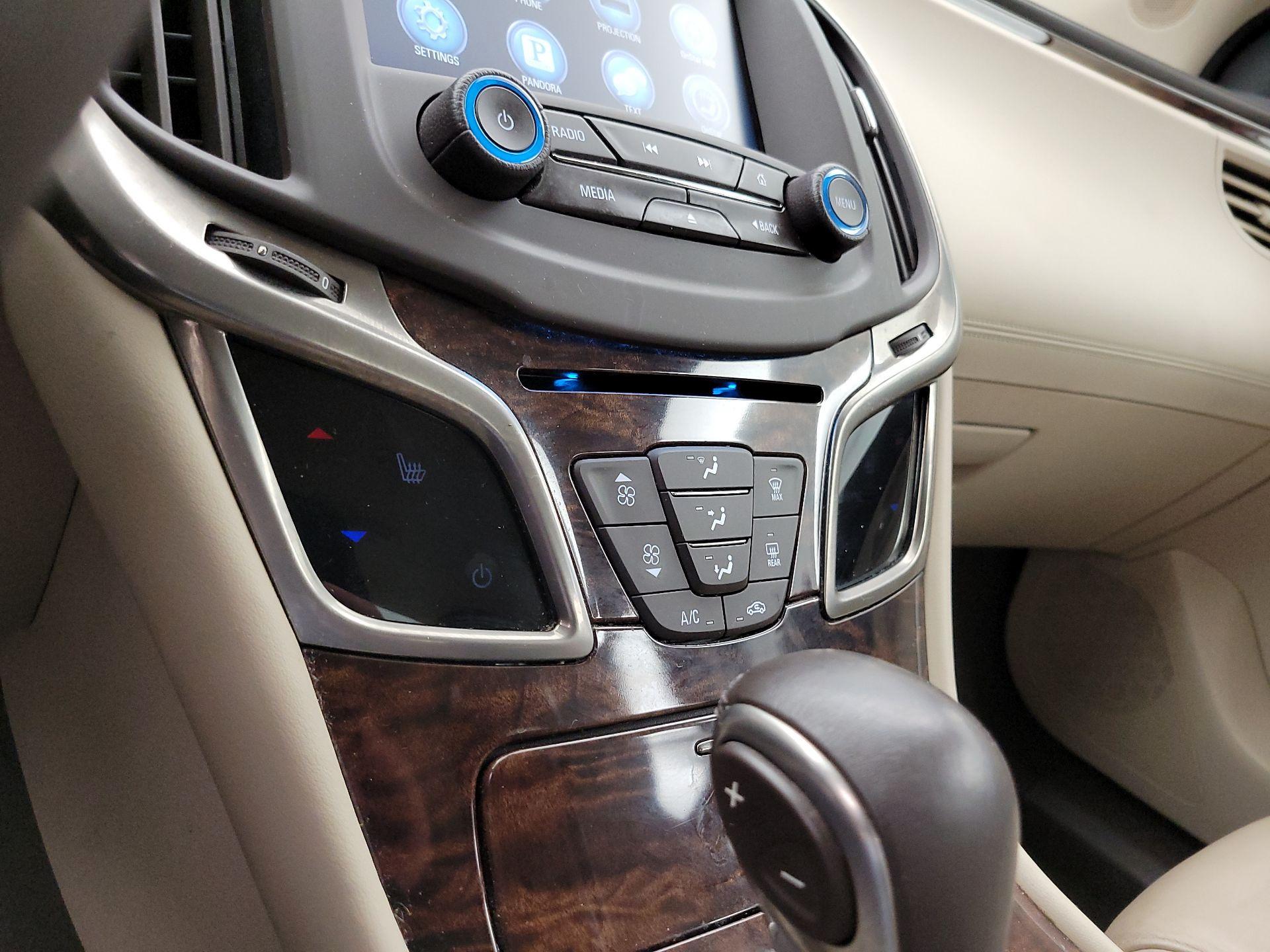 Thumbnail: 2016 Buick LaCrosse - 16