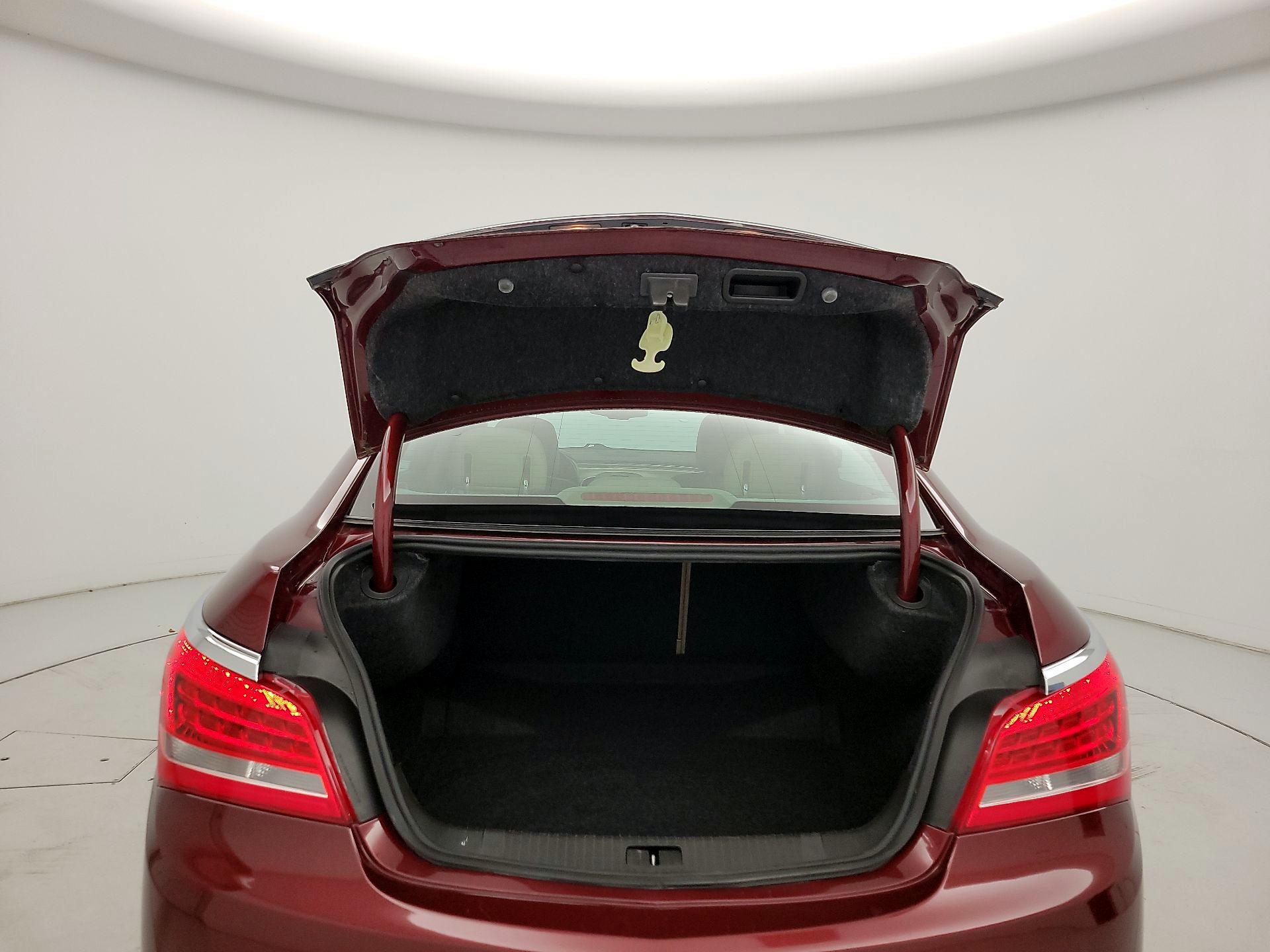 Thumbnail: 2016 Buick LaCrosse - 20