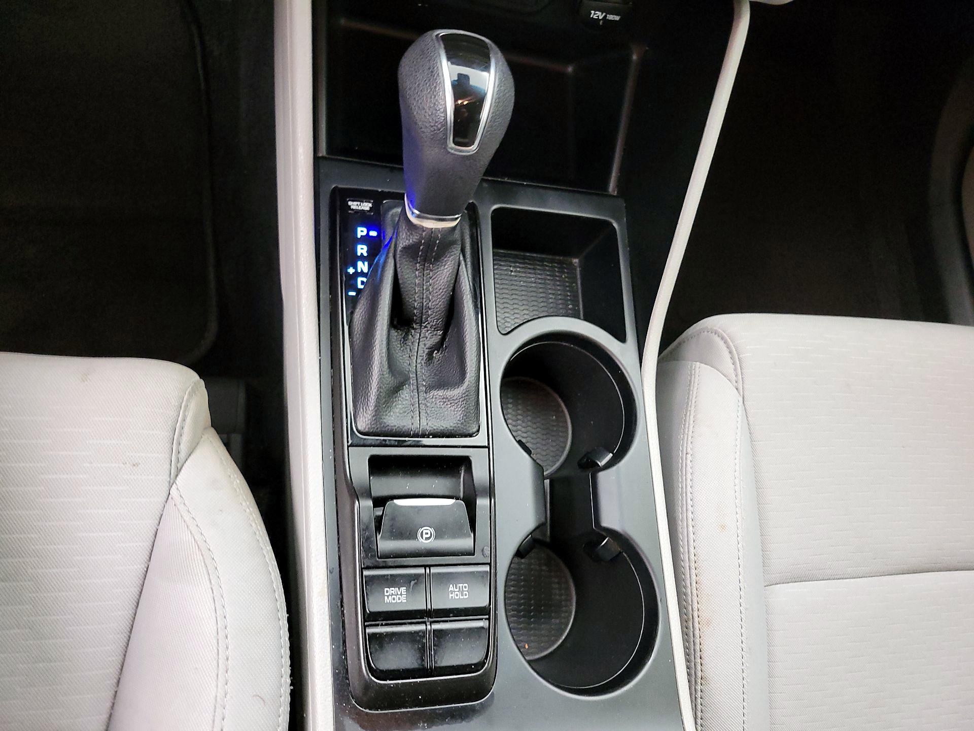 Thumbnail: 2019 Hyundai Tucson - 17