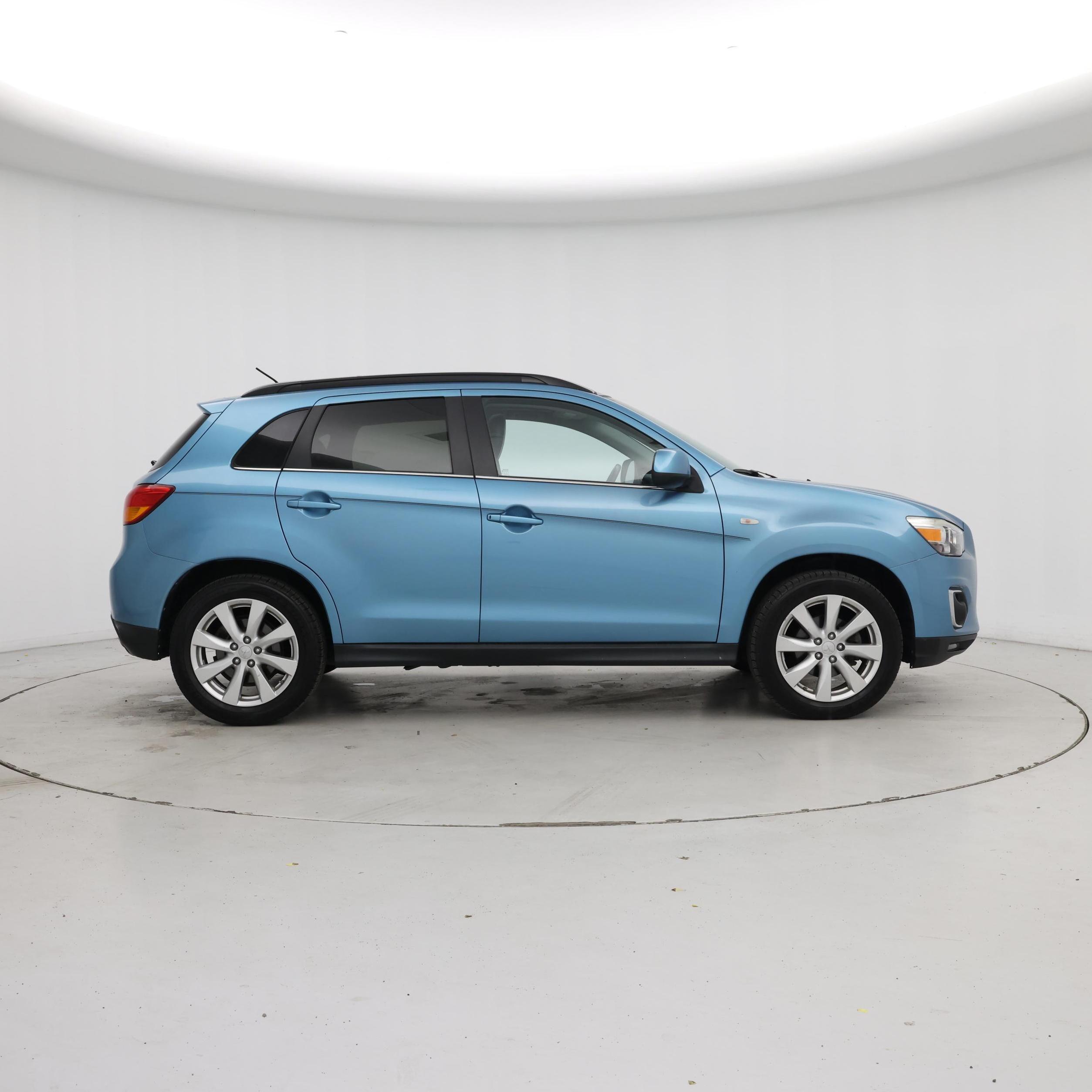 Thumbnail: 2014 Mitsubishi Outlander Sport - 7