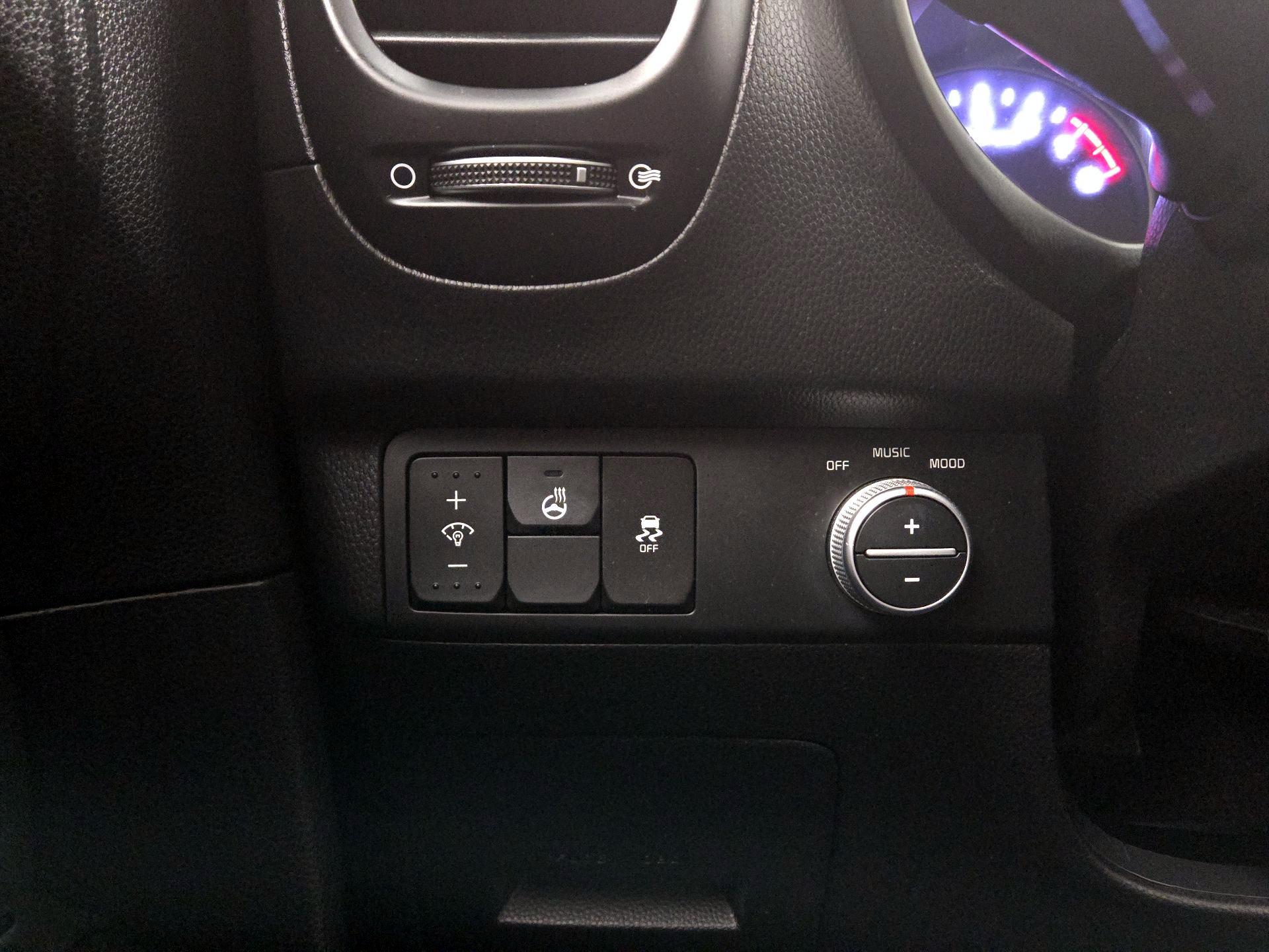 Thumbnail: 2014 Kia Soul - 13