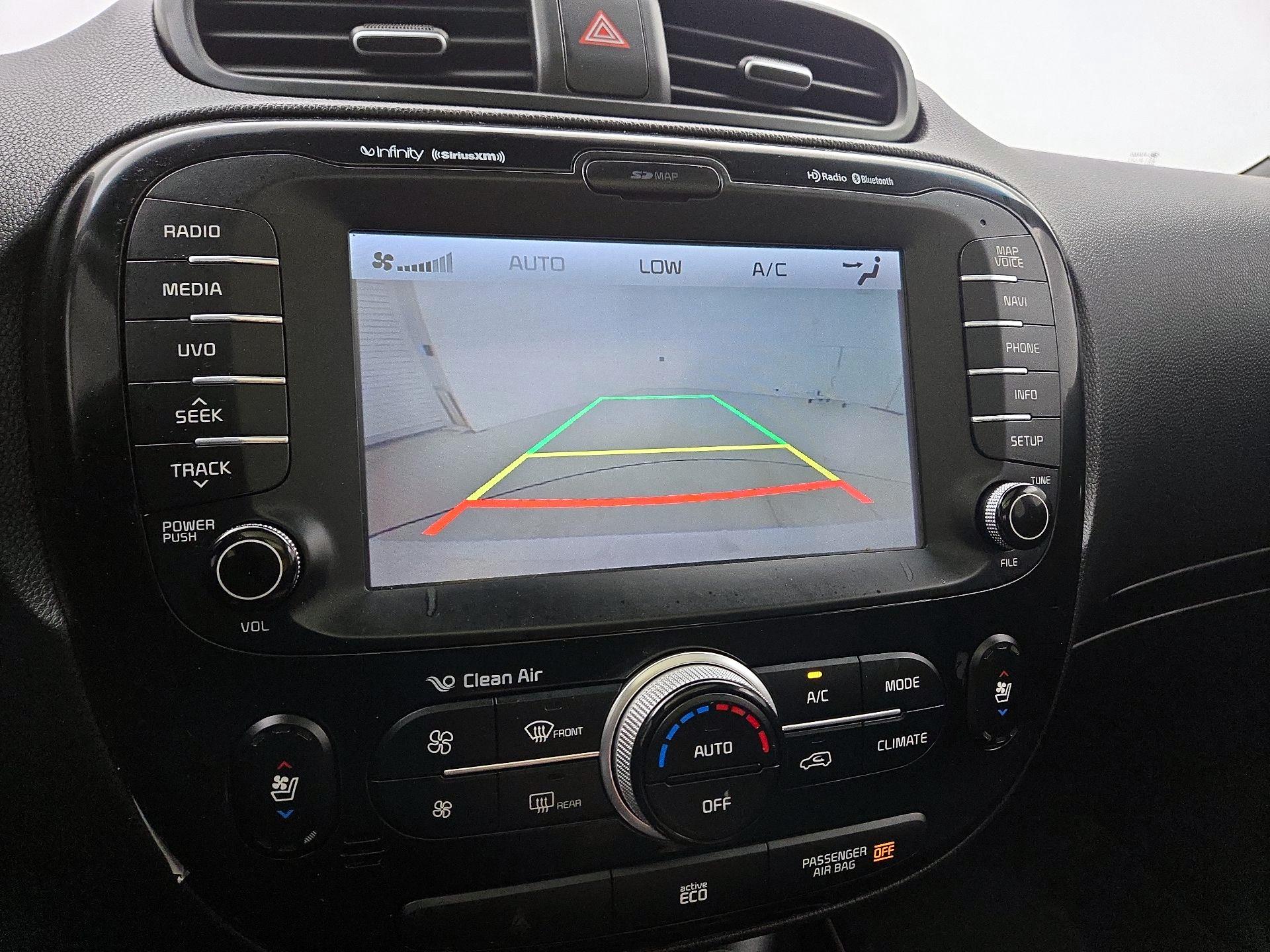 Thumbnail: 2014 Kia Soul - 14