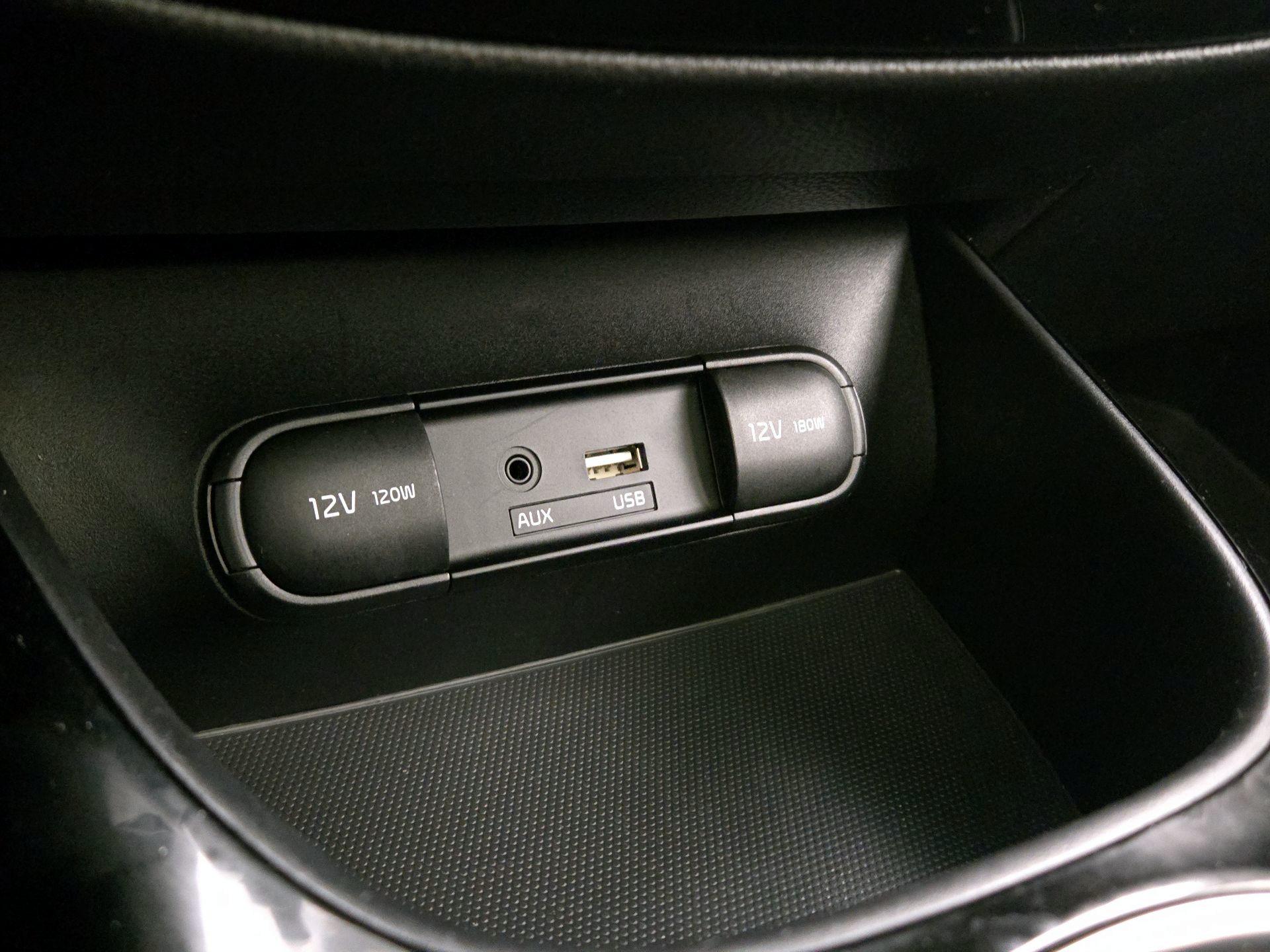 Thumbnail: 2014 Kia Soul - 18