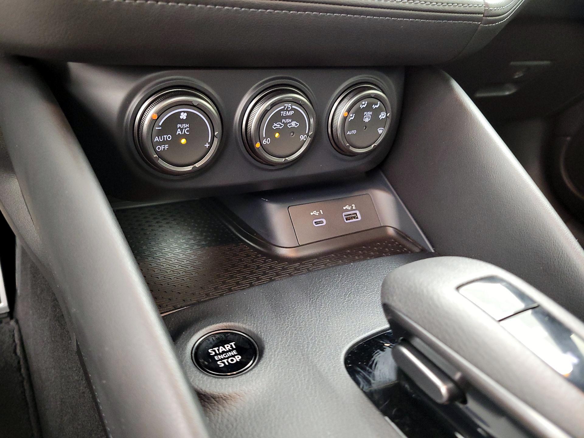 Thumbnail: 2024 Nissan Z - 15