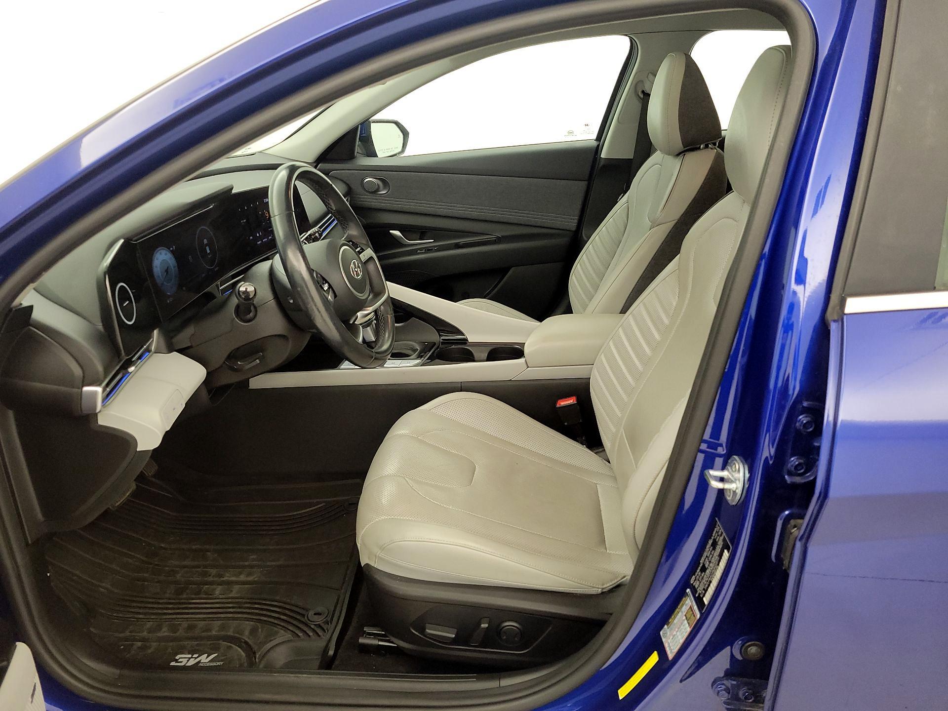 Thumbnail: 2021 Hyundai Elantra - 11