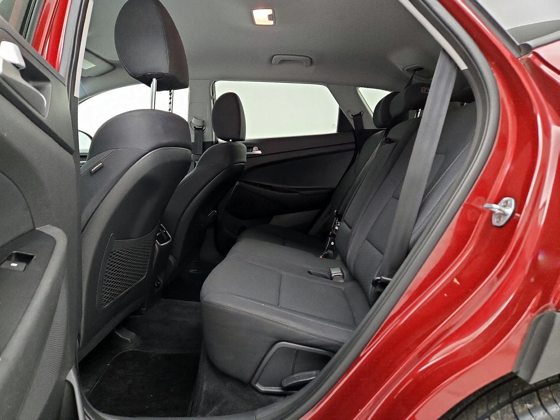 Thumbnail: 2019 Hyundai Tucson - 19