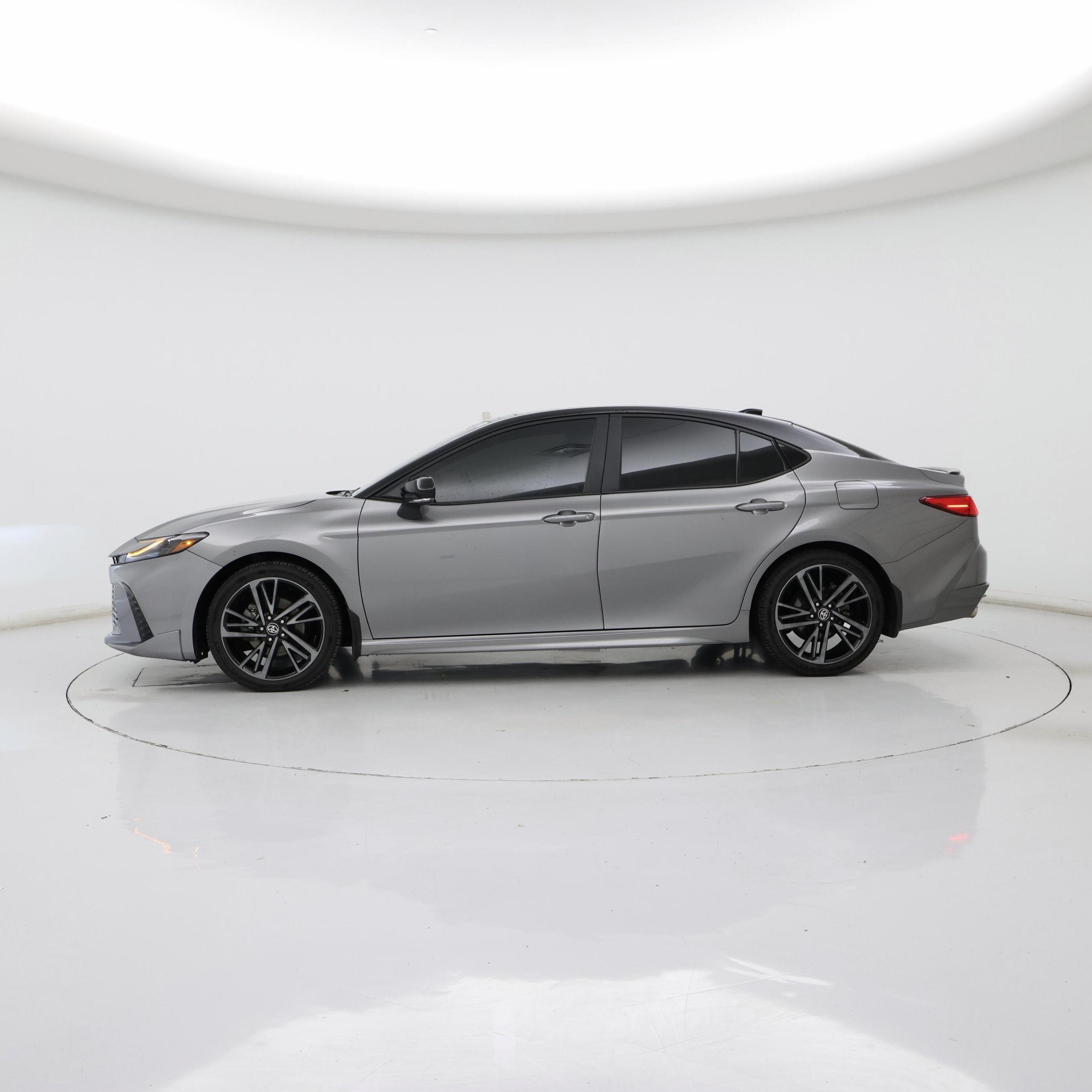 Thumbnail: 2025 Toyota Camry - 3