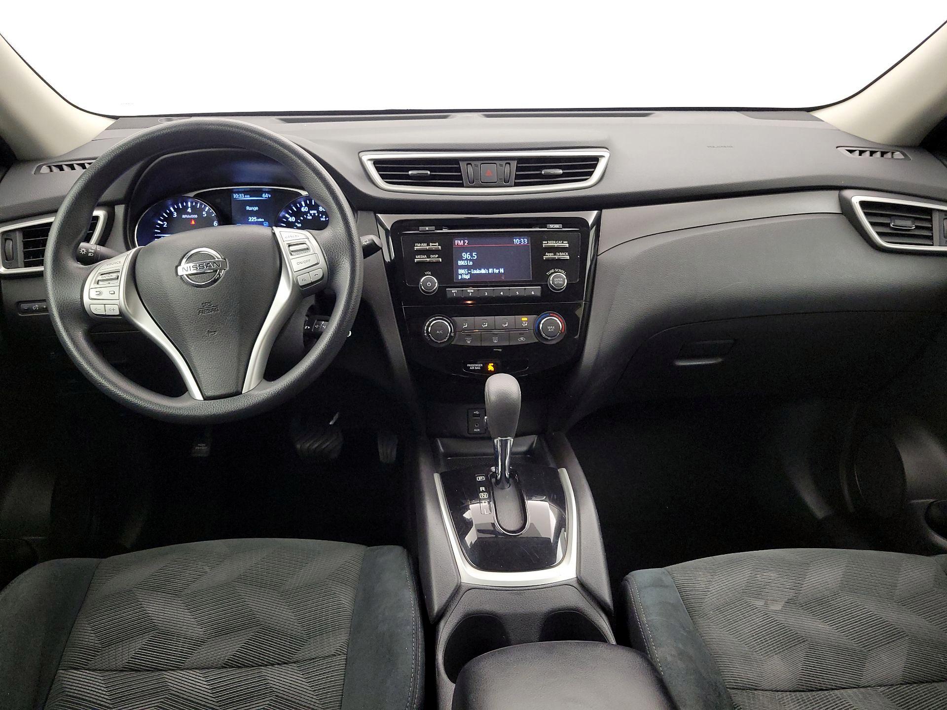 Thumbnail: 2016 Nissan Rogue - 9