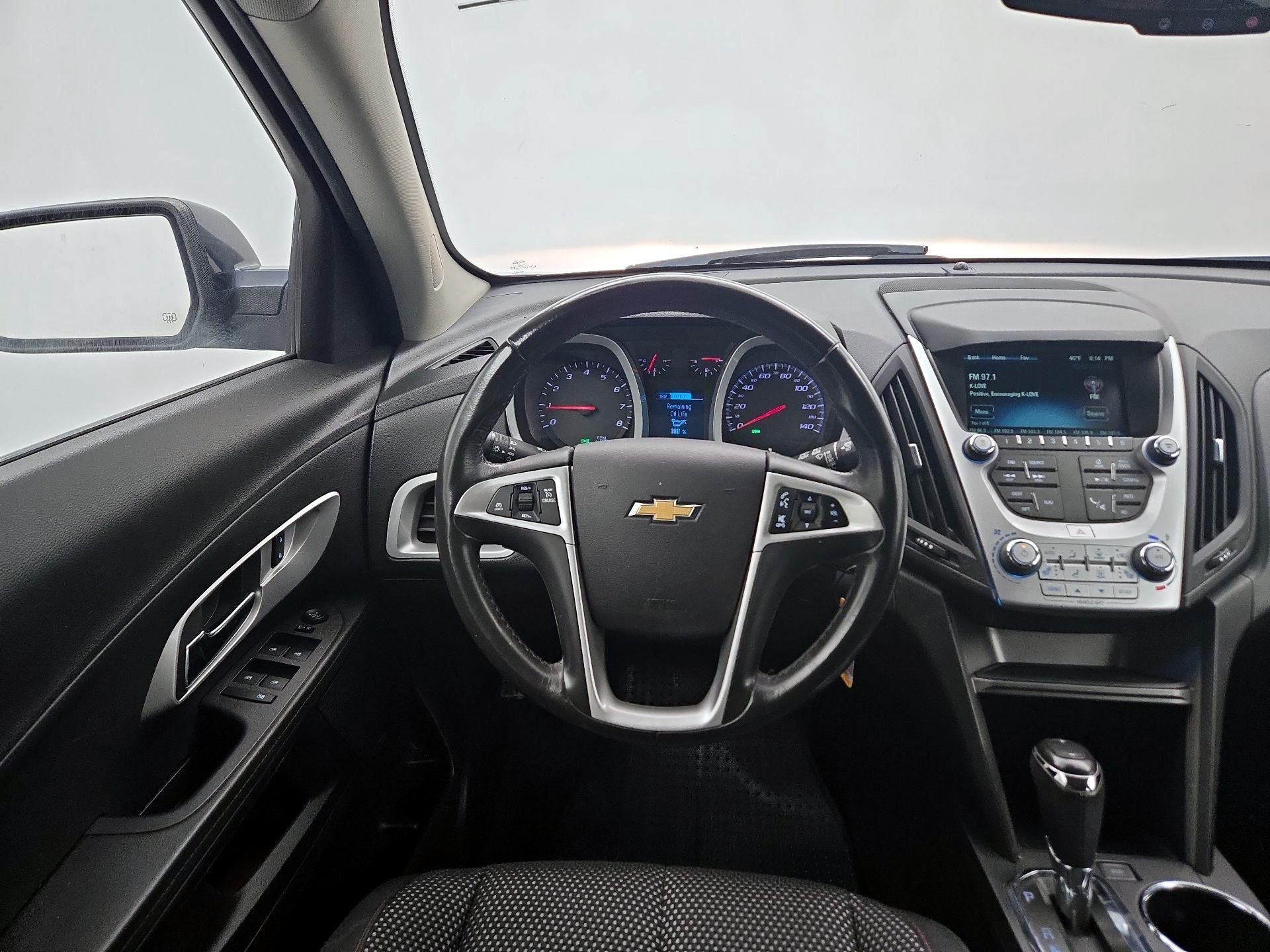 Thumbnail: 2017 Chevrolet Equinox - 10