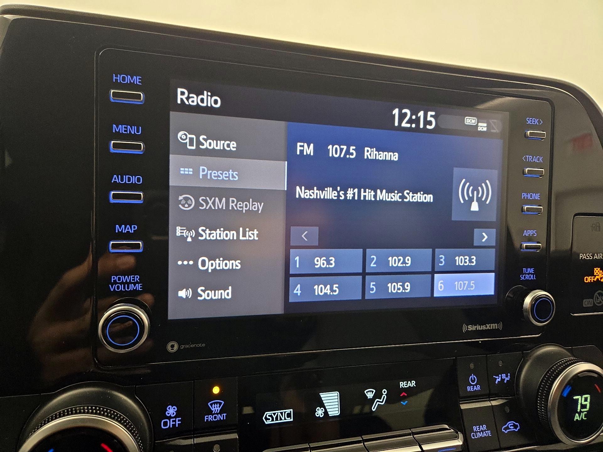 Thumbnail: 2020 Toyota Highlander - 15