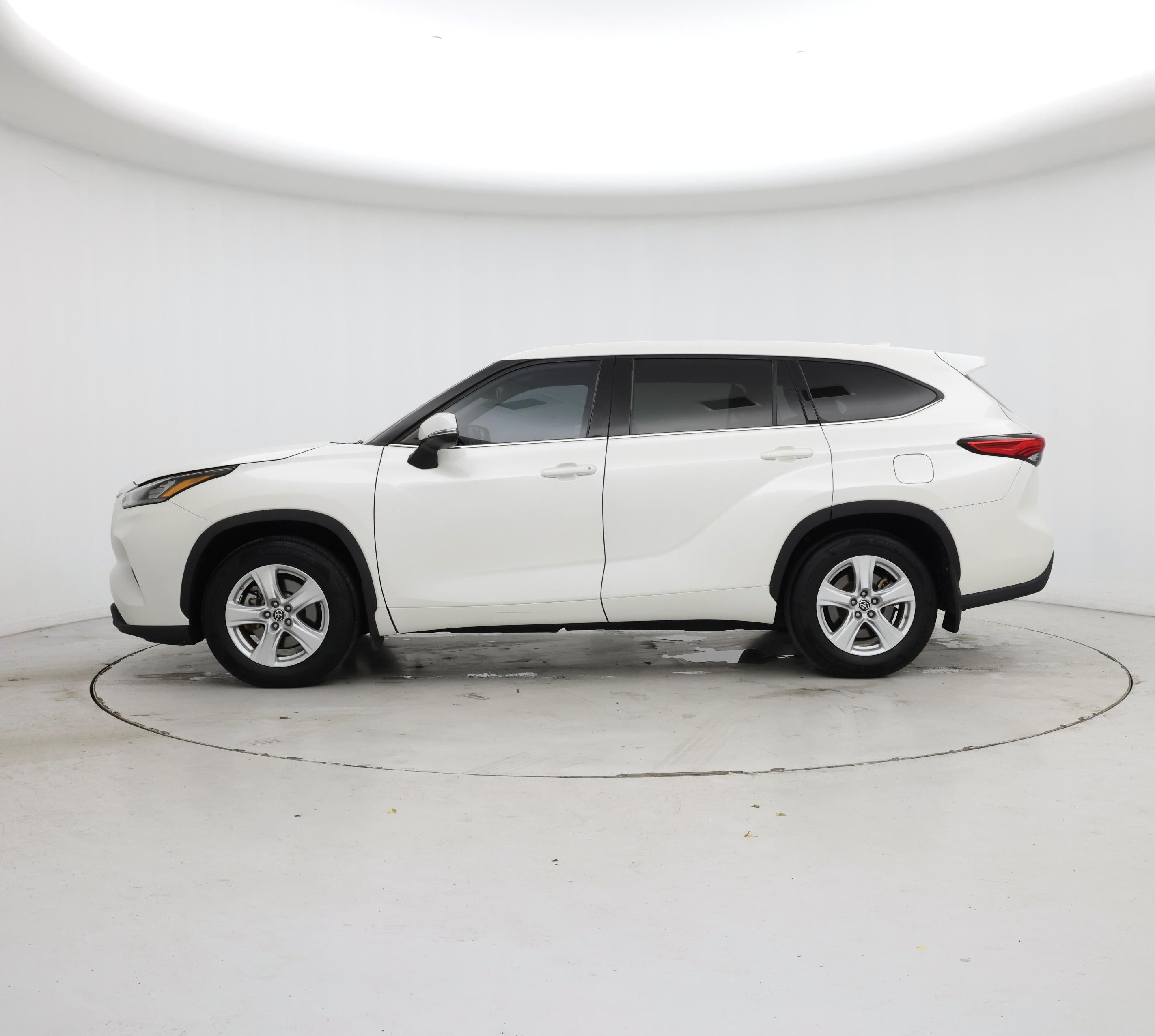 Thumbnail: 2020 Toyota Highlander - 3