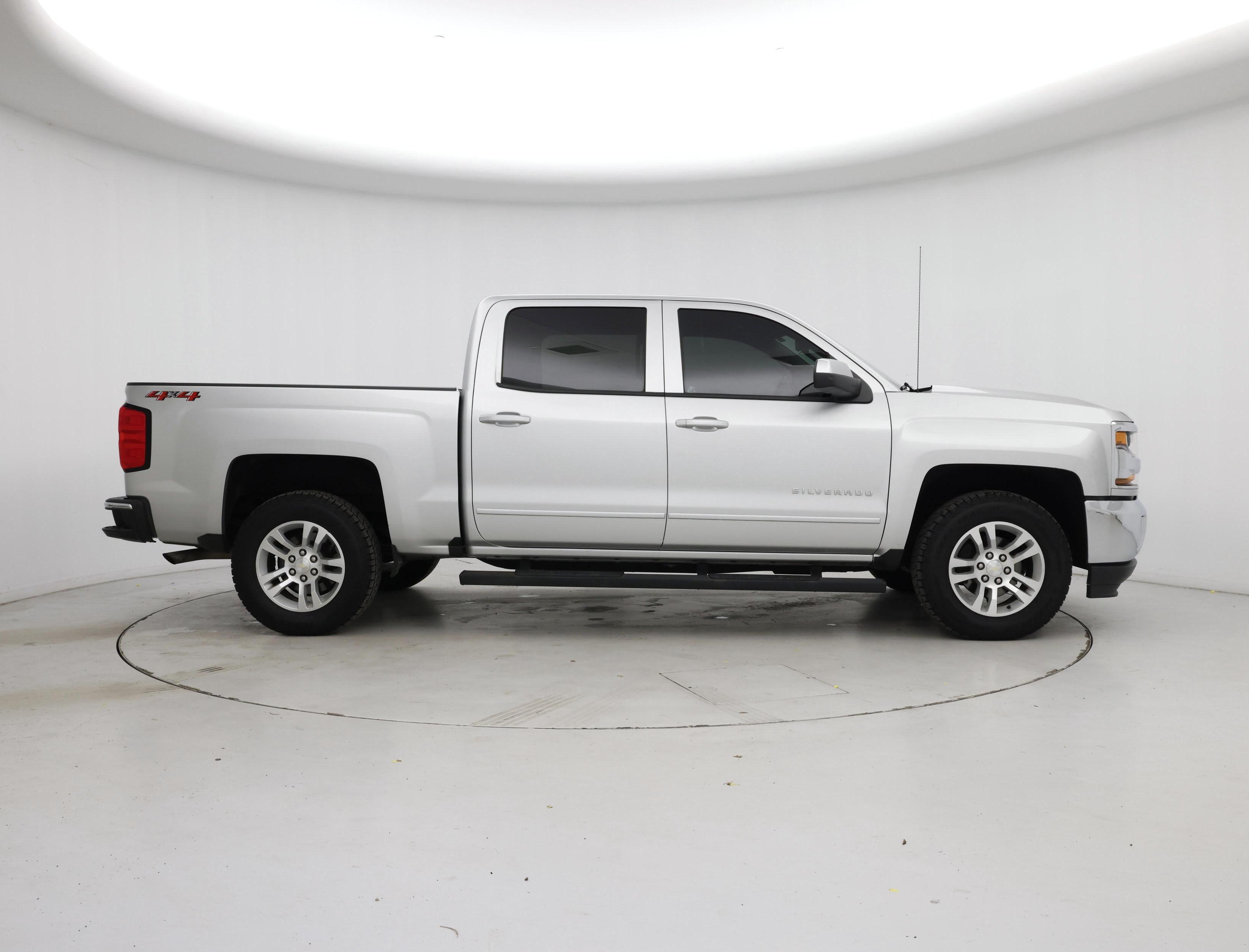 Thumbnail: 2018 Chevrolet Silverado 1500 - 7