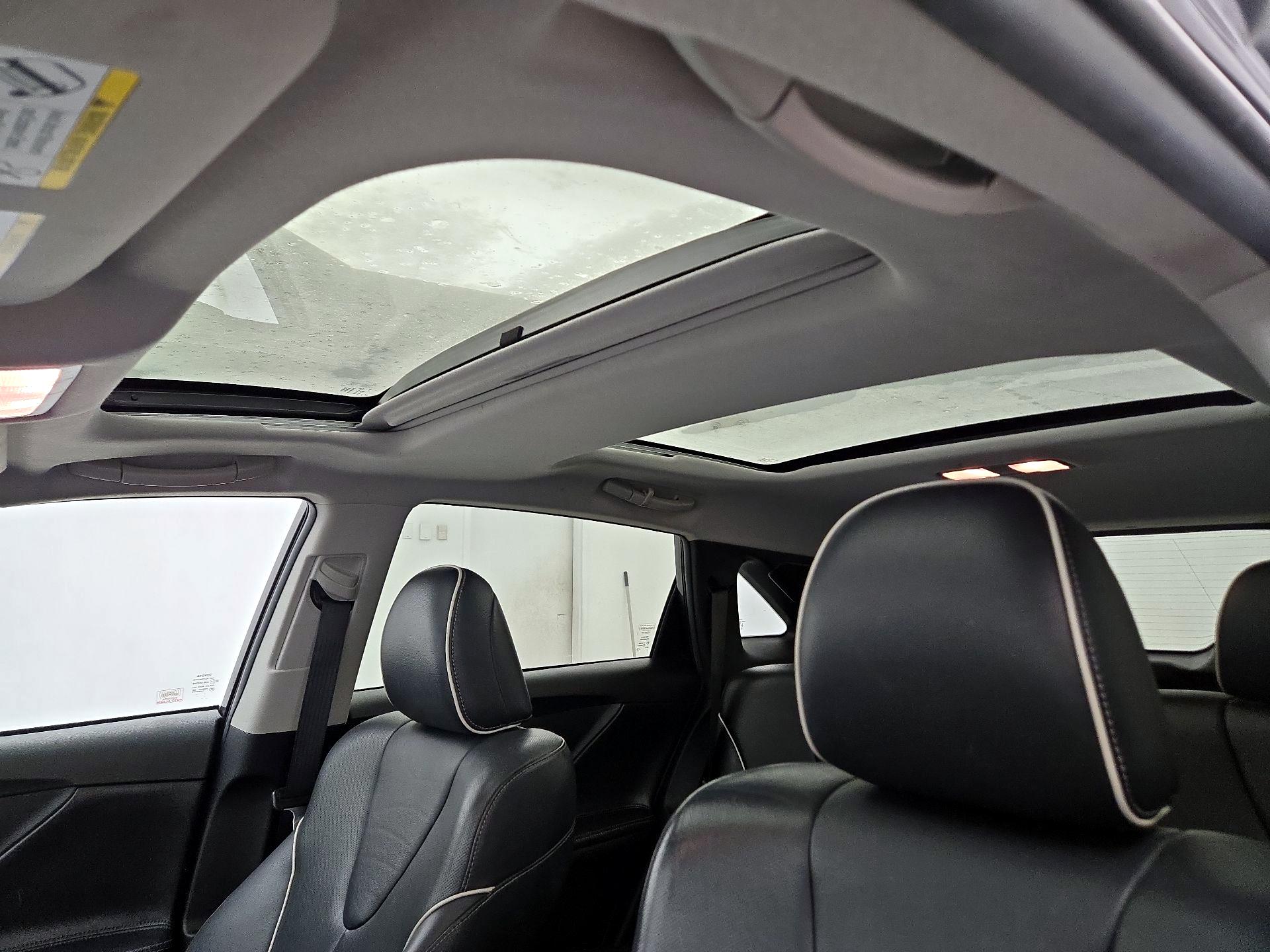 Thumbnail: 2015 Toyota Venza - 20