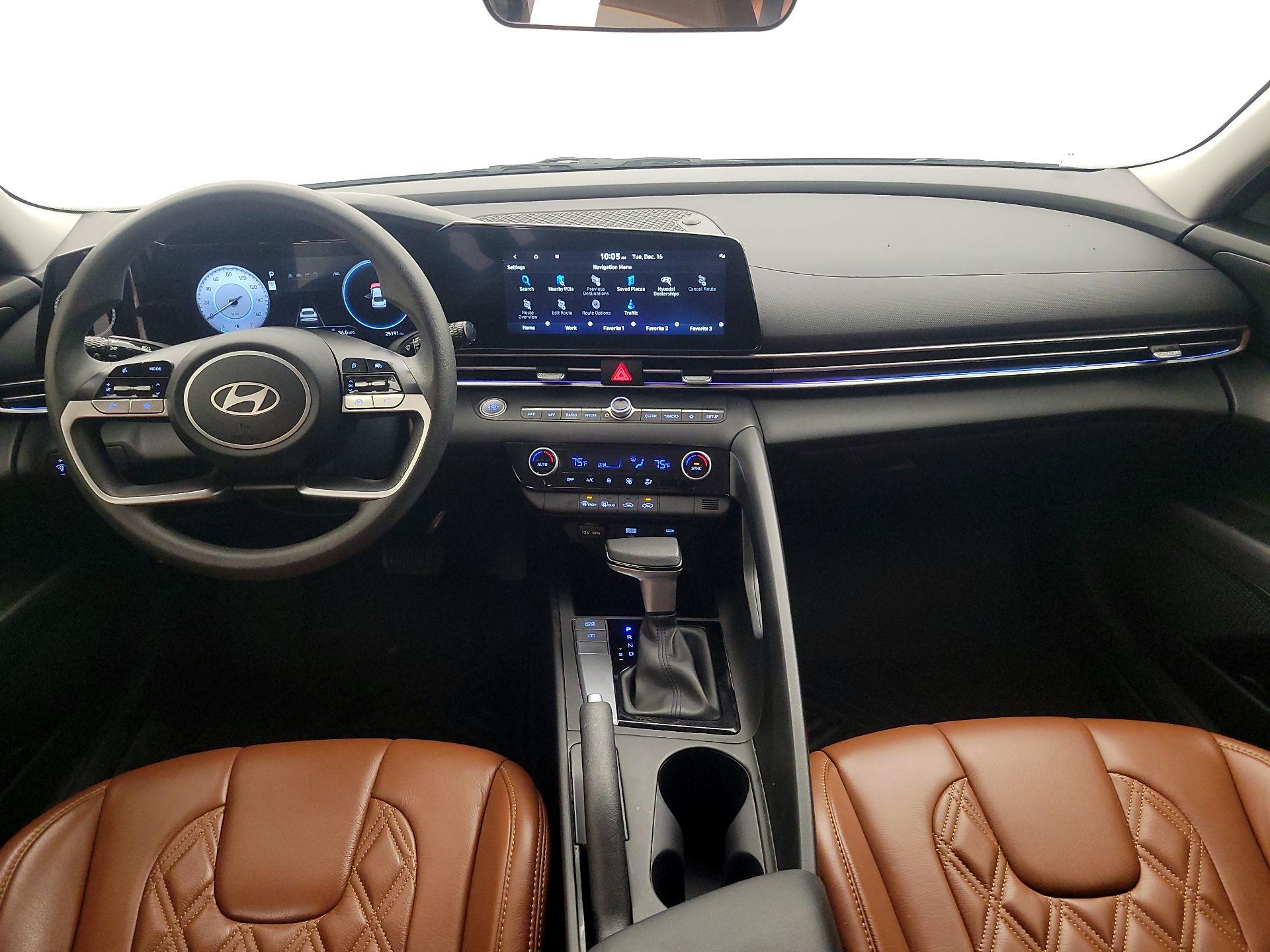 Thumbnail: 2024 Hyundai Elantra - 9