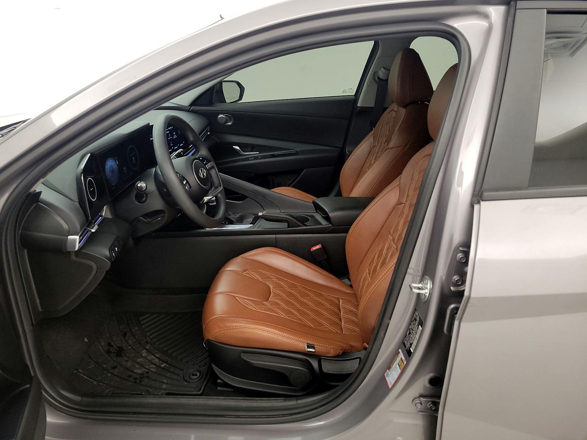 Thumbnail: 2024 Hyundai Elantra - 11