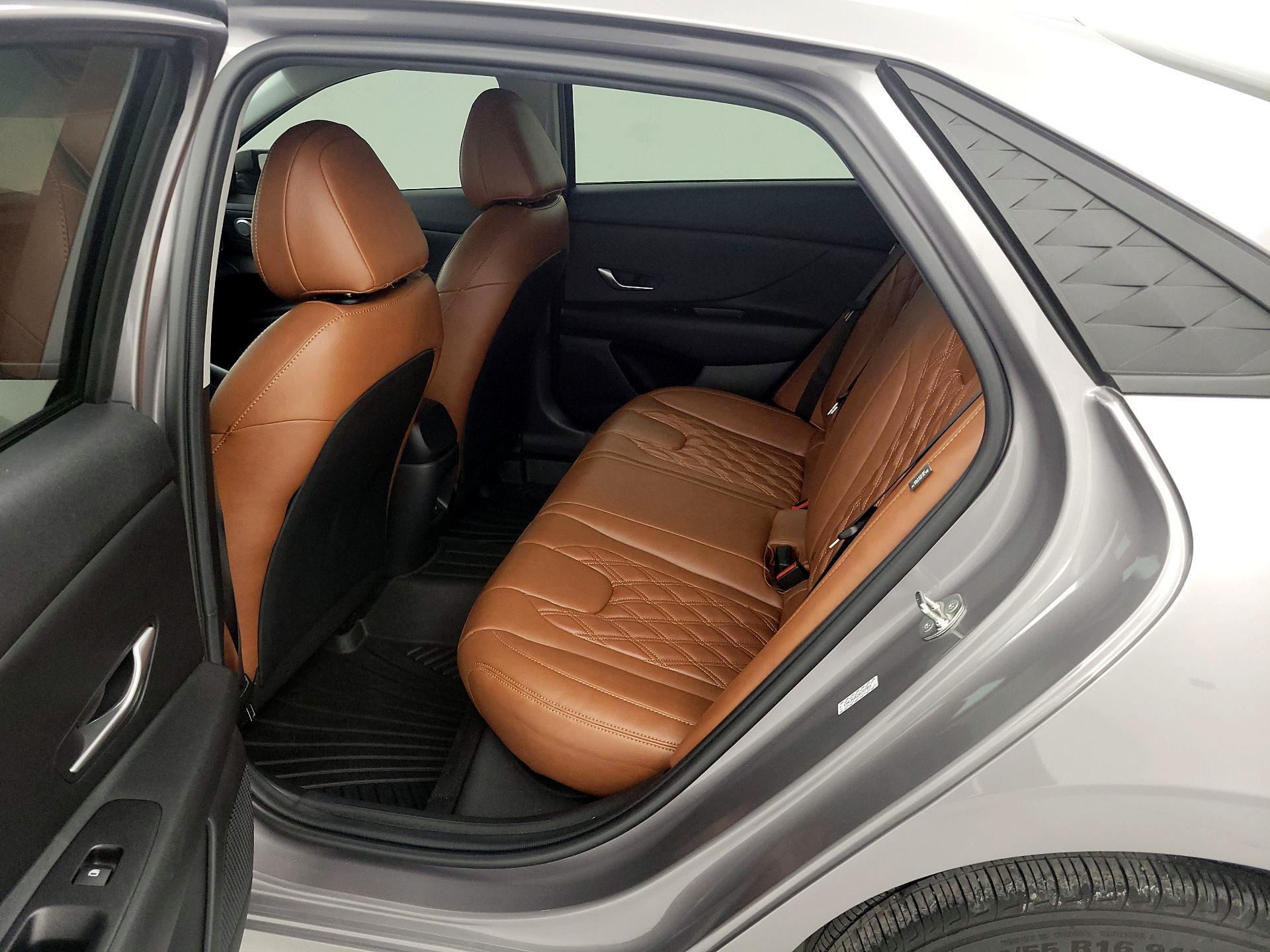 Thumbnail: 2024 Hyundai Elantra - 19