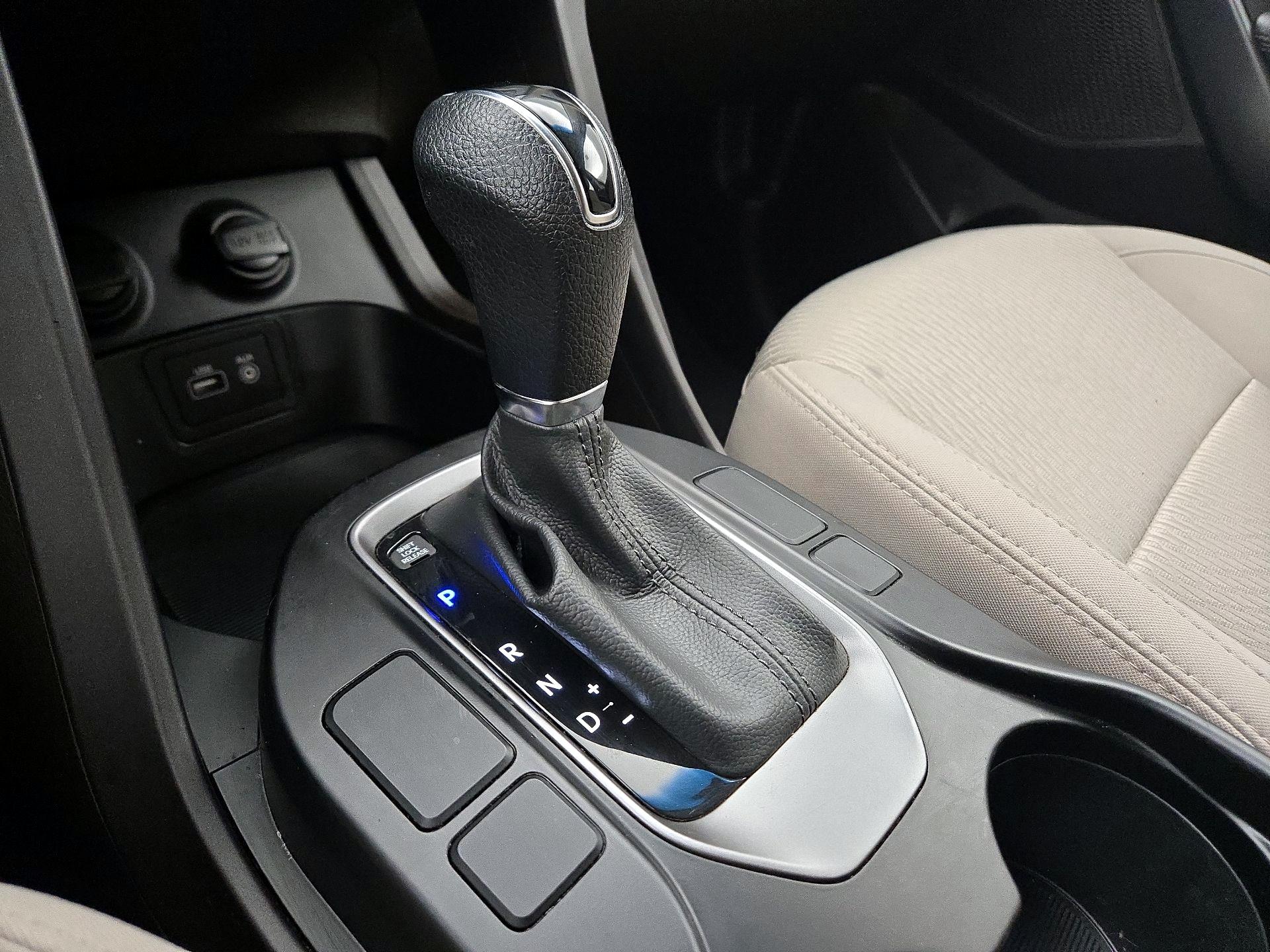 Thumbnail: 2017 Hyundai Santa Fe - 17