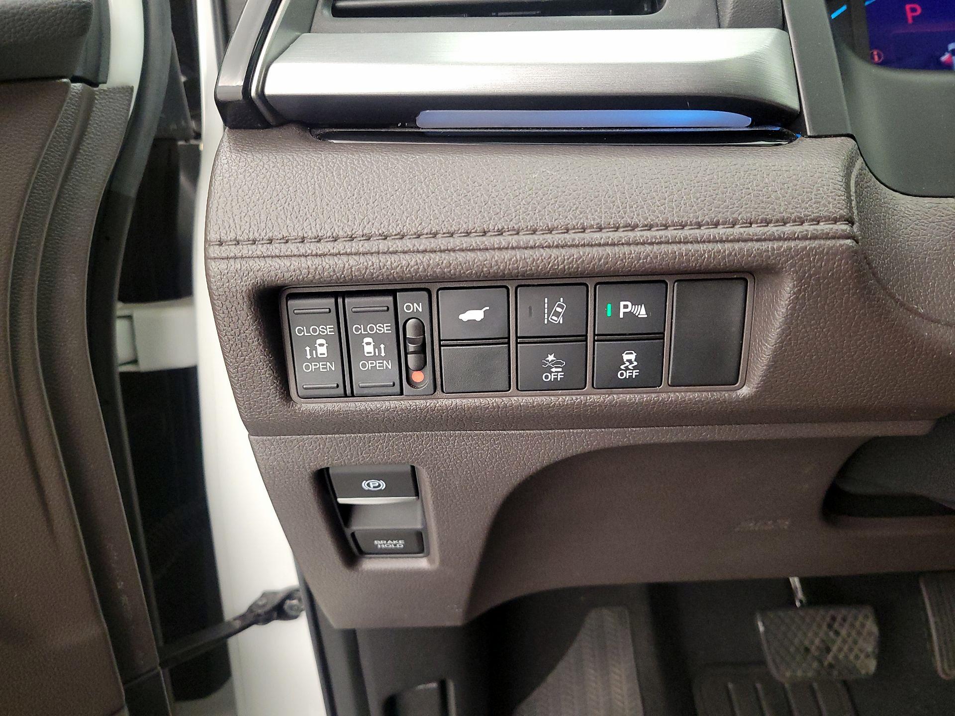 Thumbnail: 2020 Honda Odyssey - 13