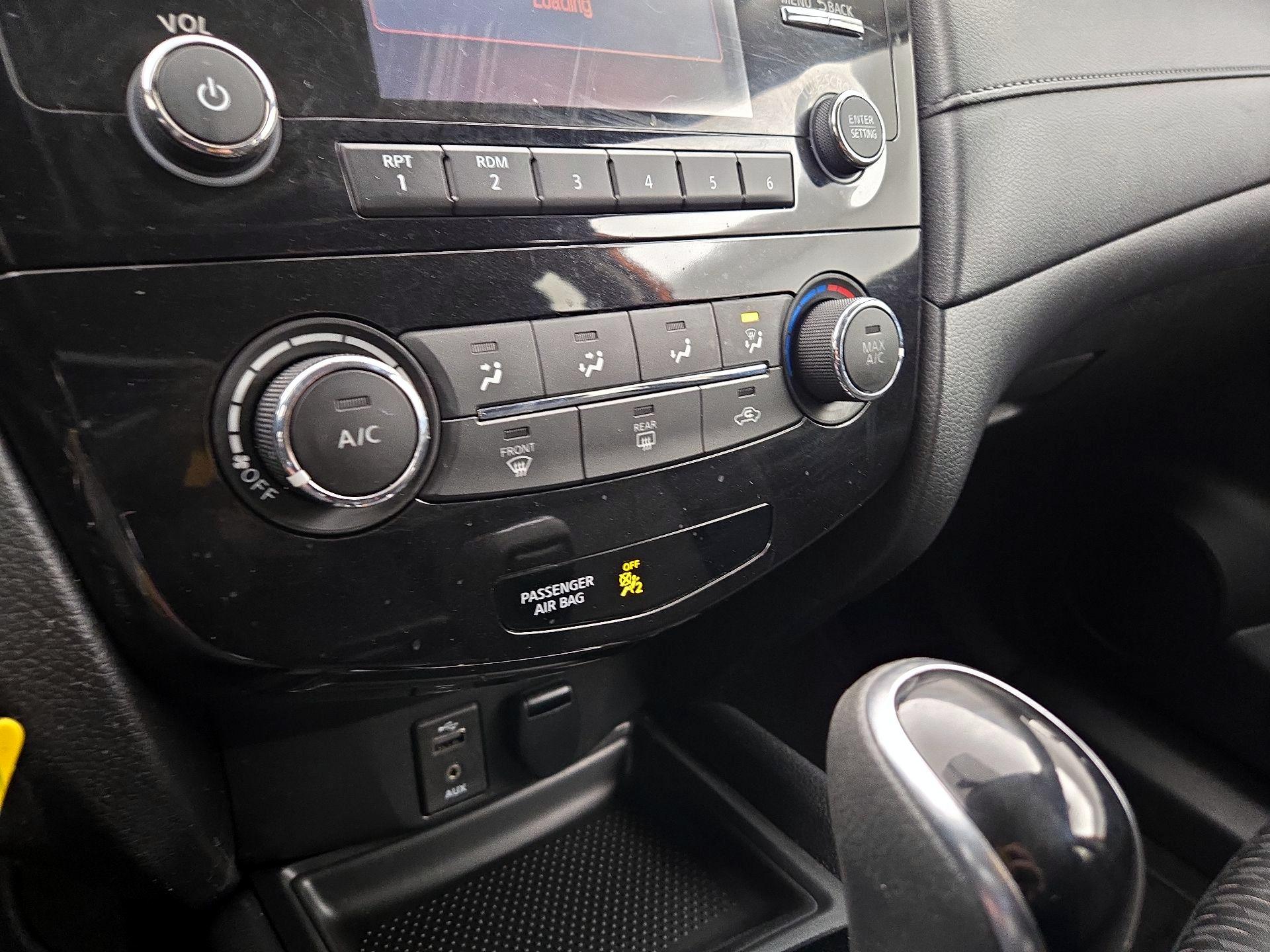 Thumbnail: 2017 Nissan Rogue - 16