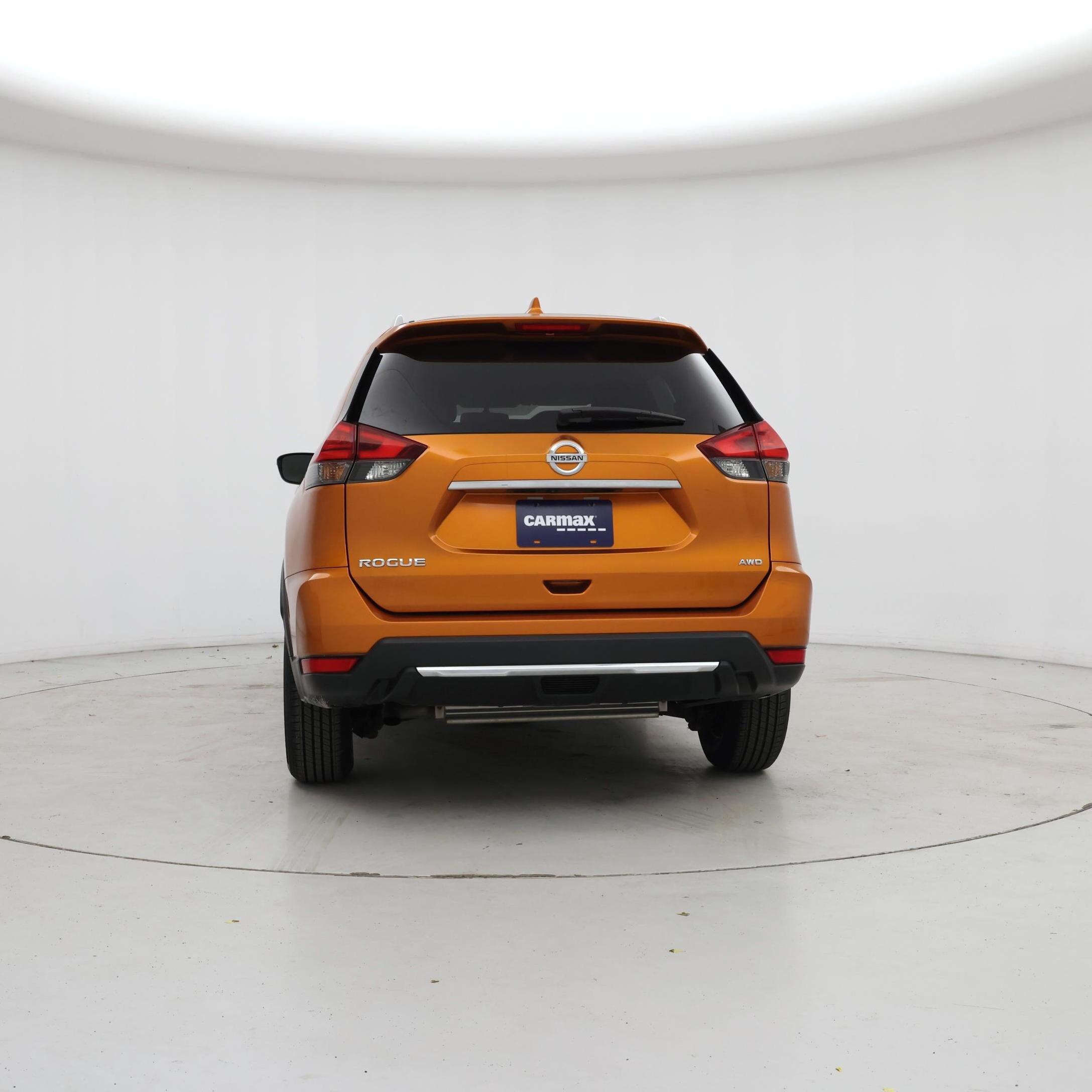 Thumbnail: 2017 Nissan Rogue - 6