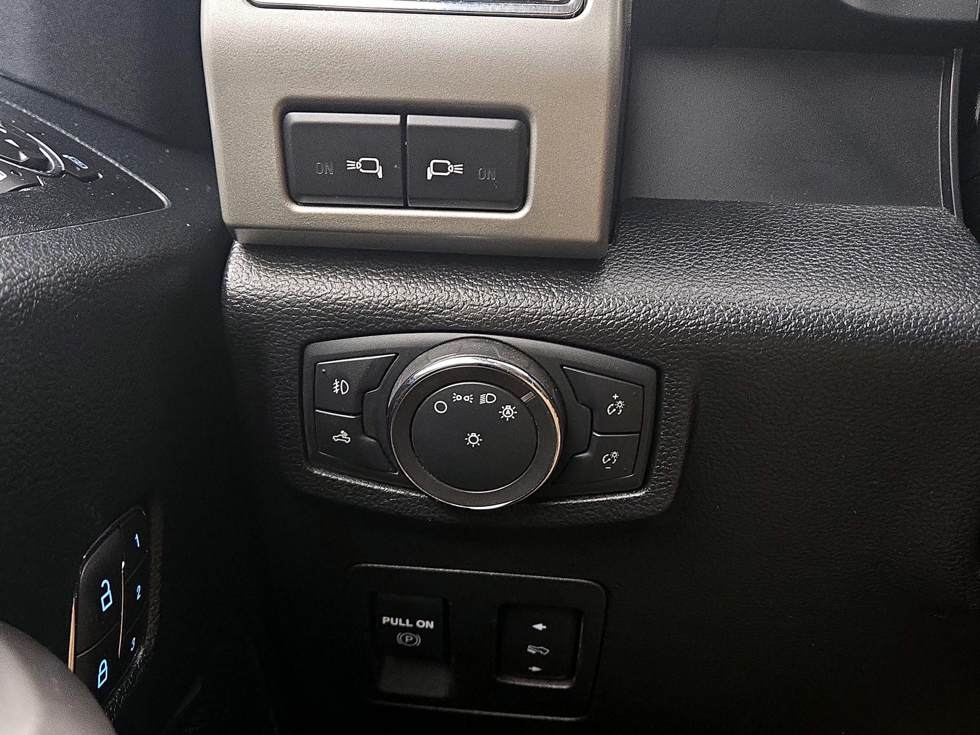 Thumbnail: 2020 Ford F-150 - 13