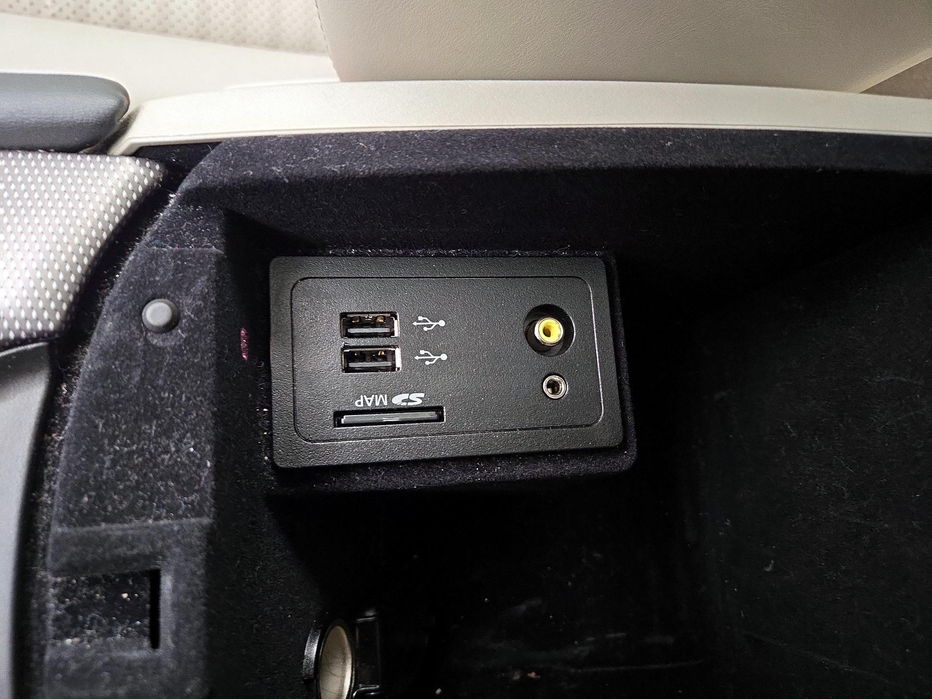 Thumbnail: 2017 INFINITI  - 19