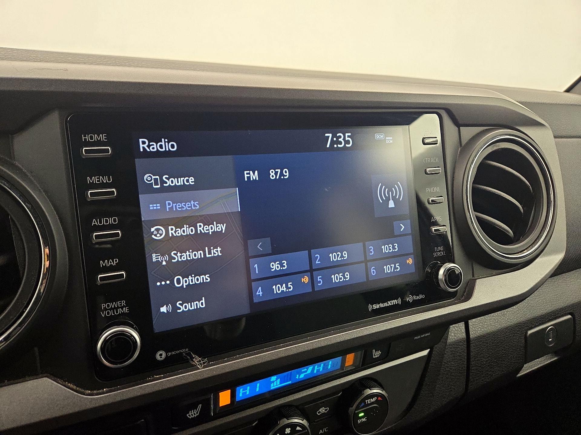 Thumbnail: 2020 Toyota Tacoma - 16