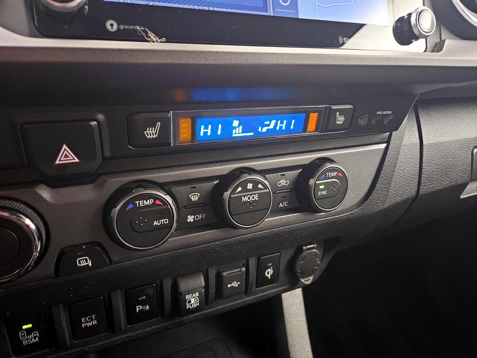 Thumbnail: 2020 Toyota Tacoma - 17