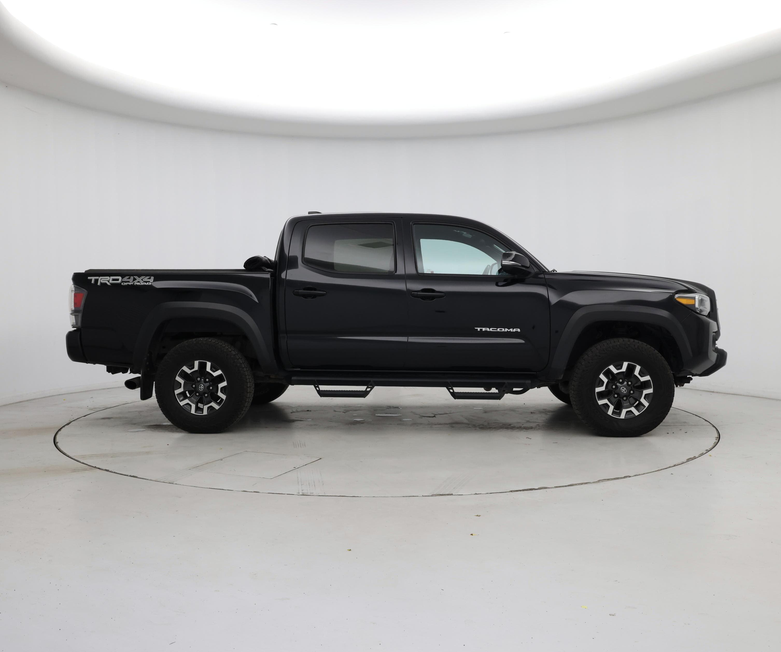 Thumbnail: 2020 Toyota Tacoma - 7