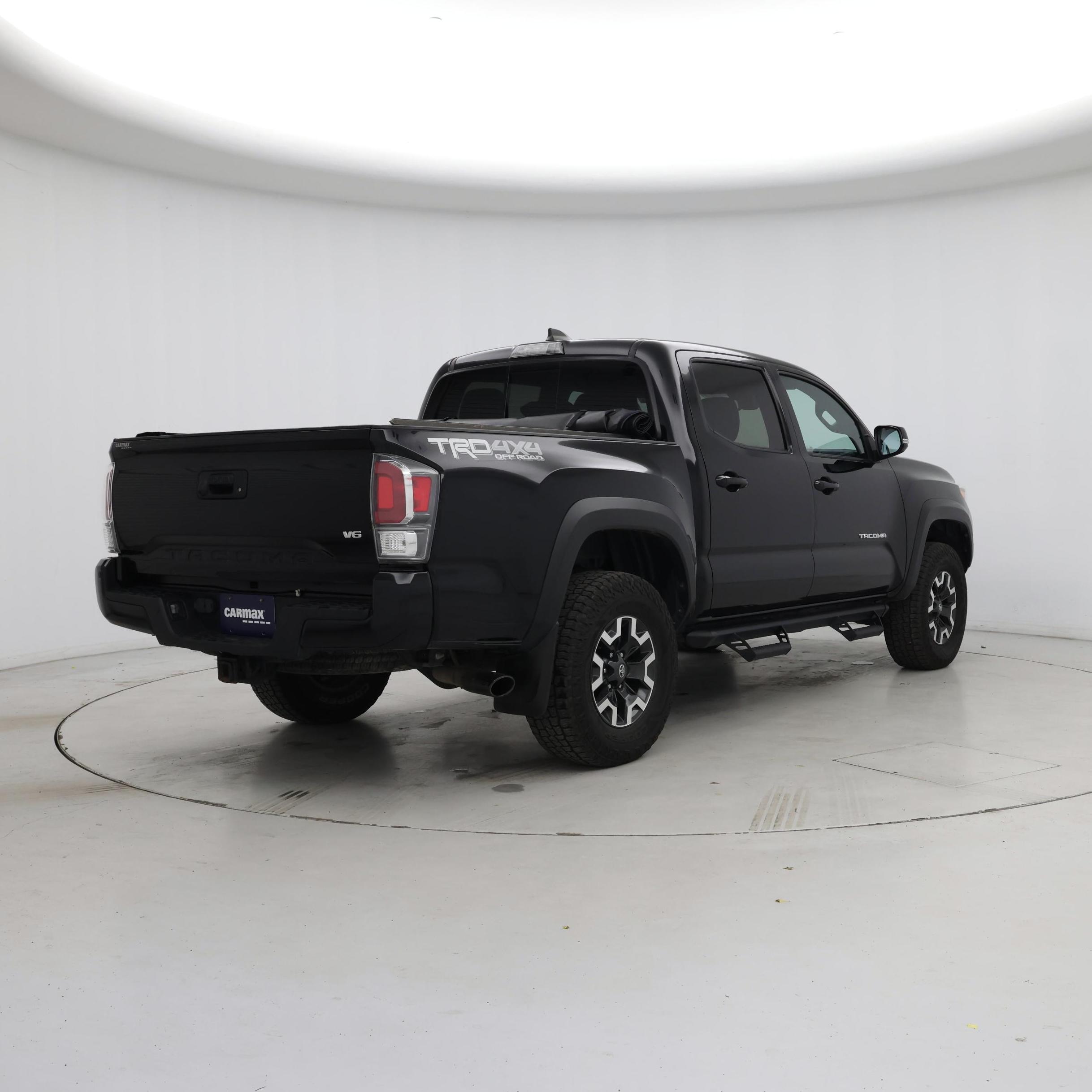 Thumbnail: 2020 Toyota Tacoma - 8