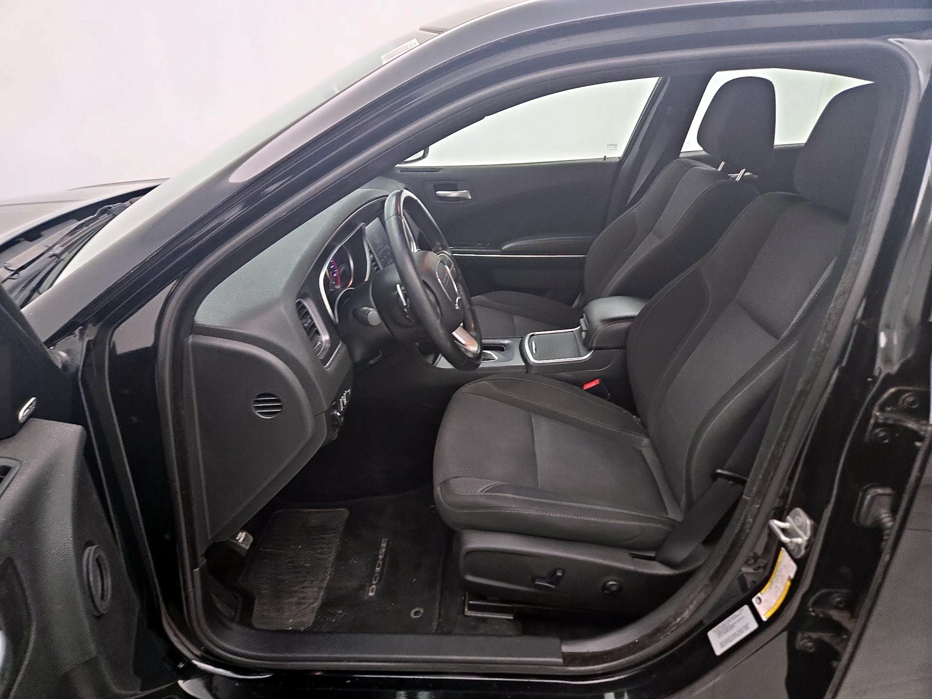 Thumbnail: 2015 Dodge Charger - 11