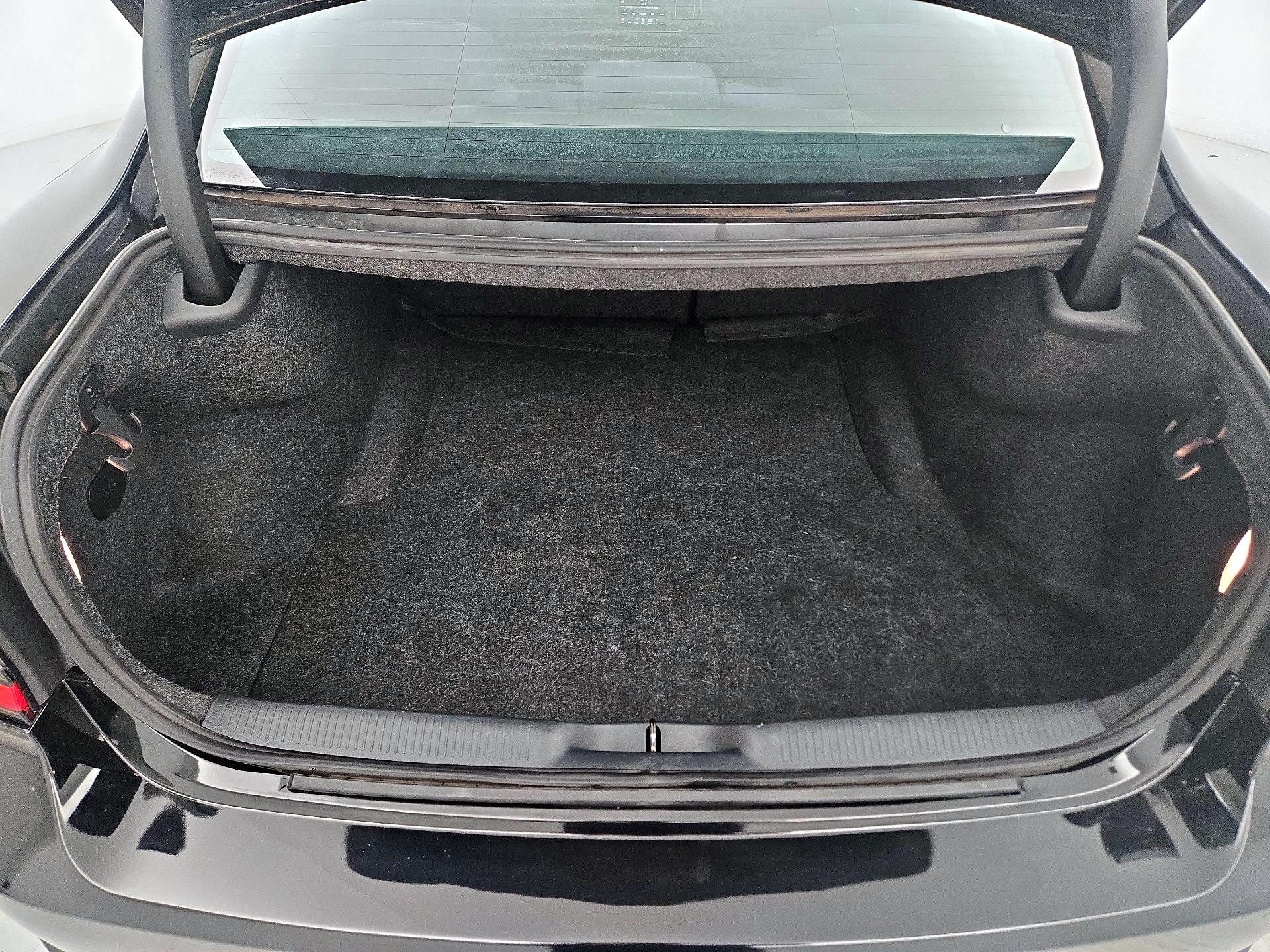 Thumbnail: 2015 Dodge Charger - 19