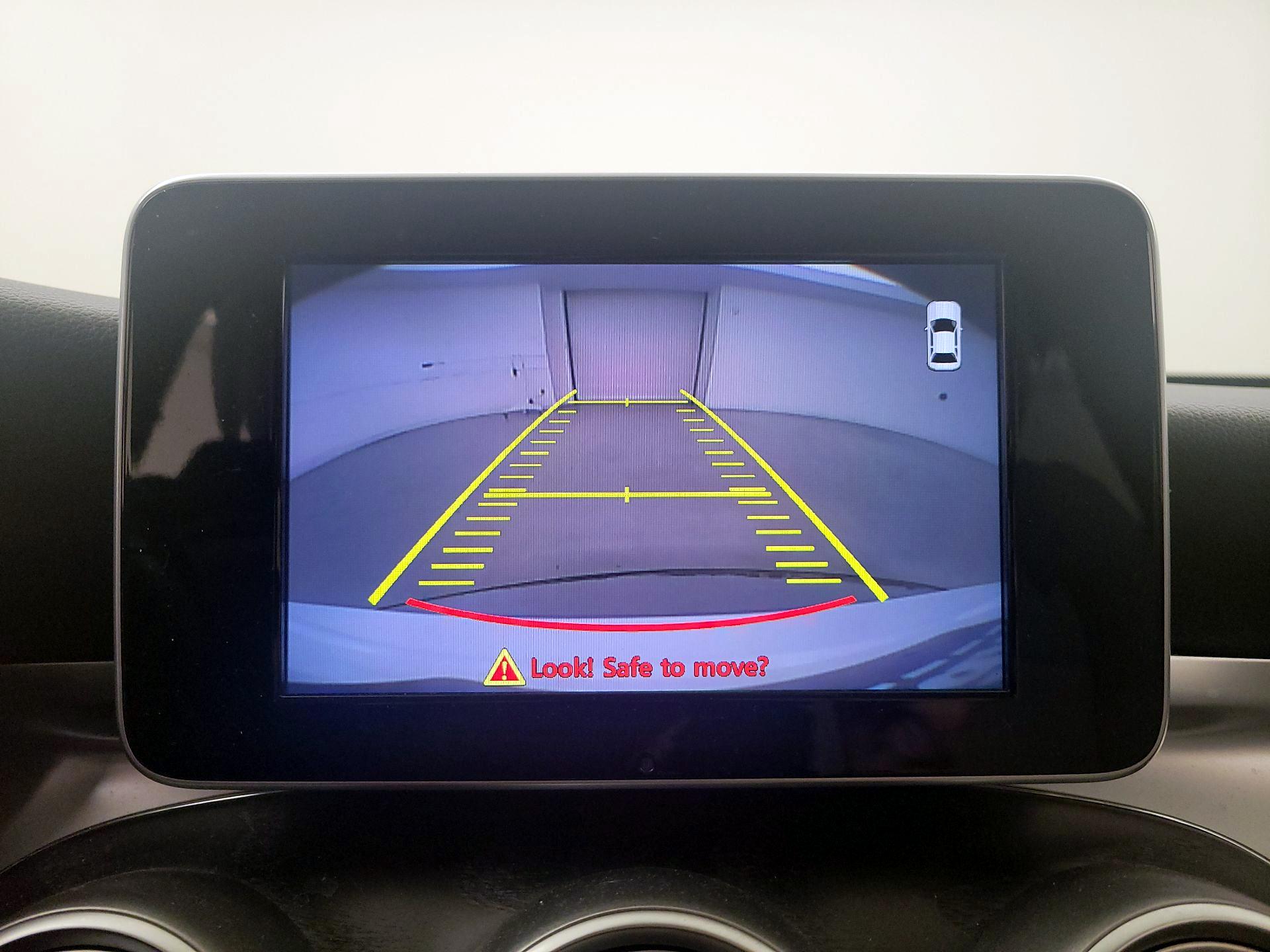 Thumbnail: 2016 Mercedes-Benz C-Class - 15