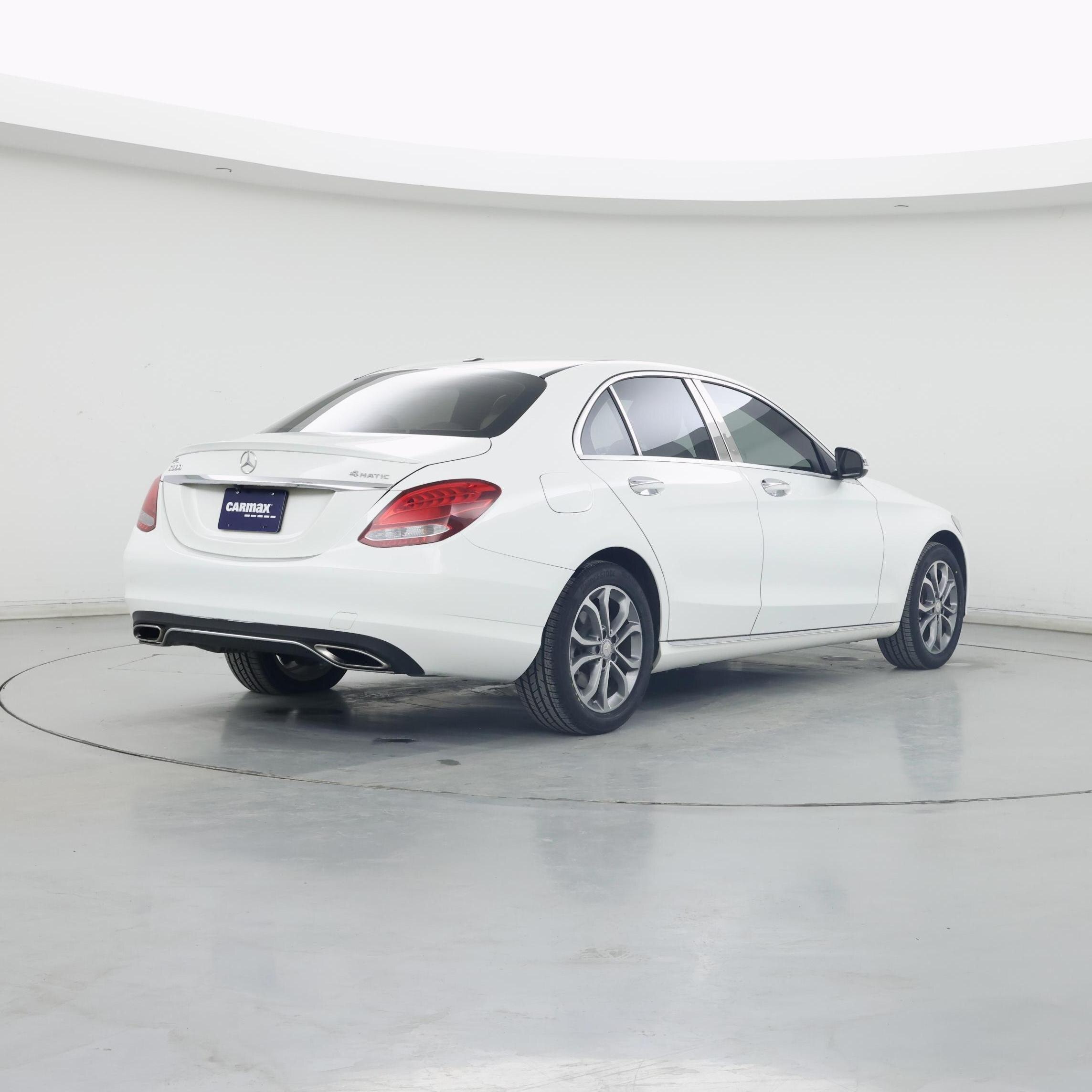 Thumbnail: 2016 Mercedes-Benz C-Class - 8