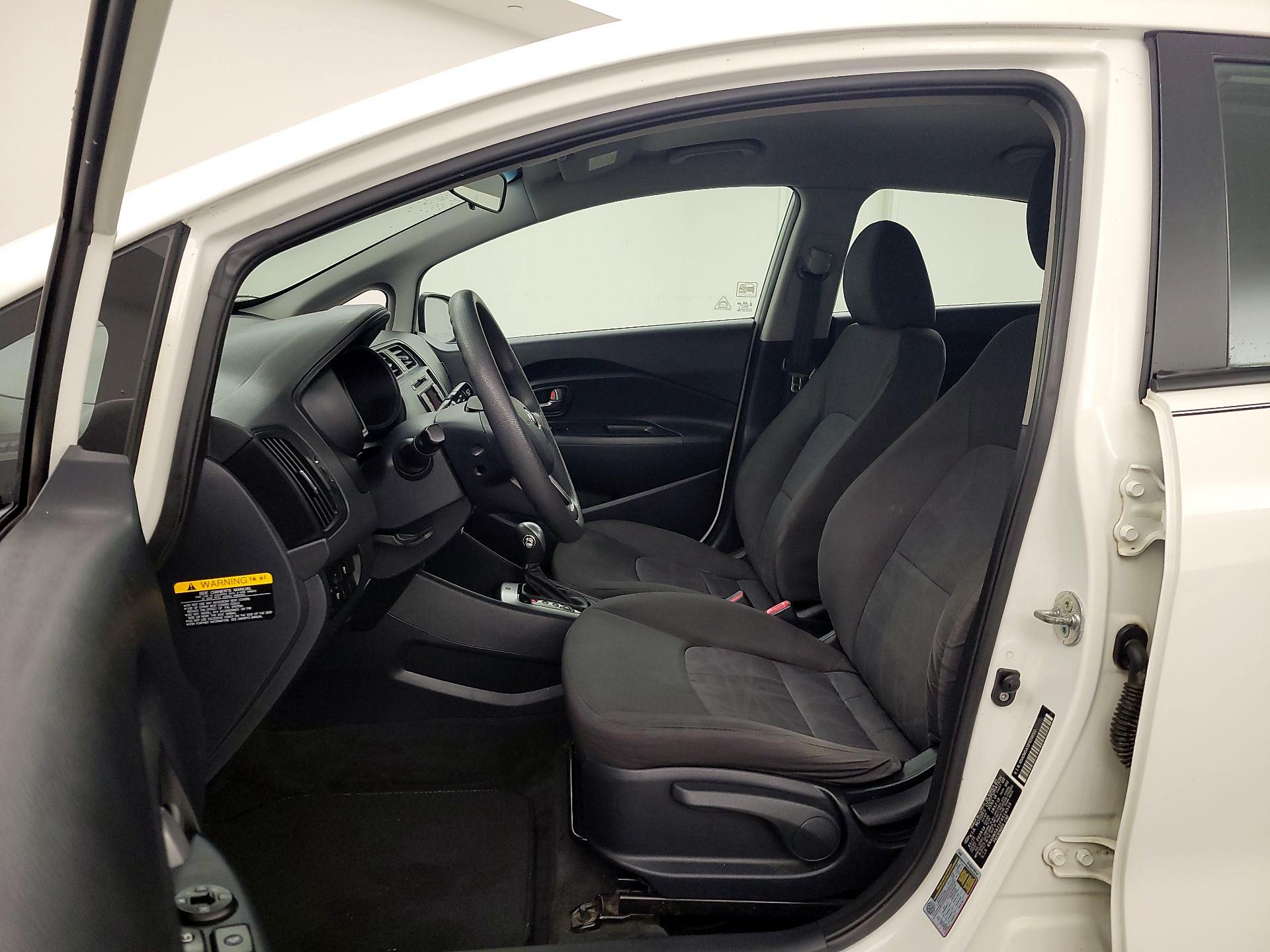 Thumbnail: 2015 Kia Rio5 - 11