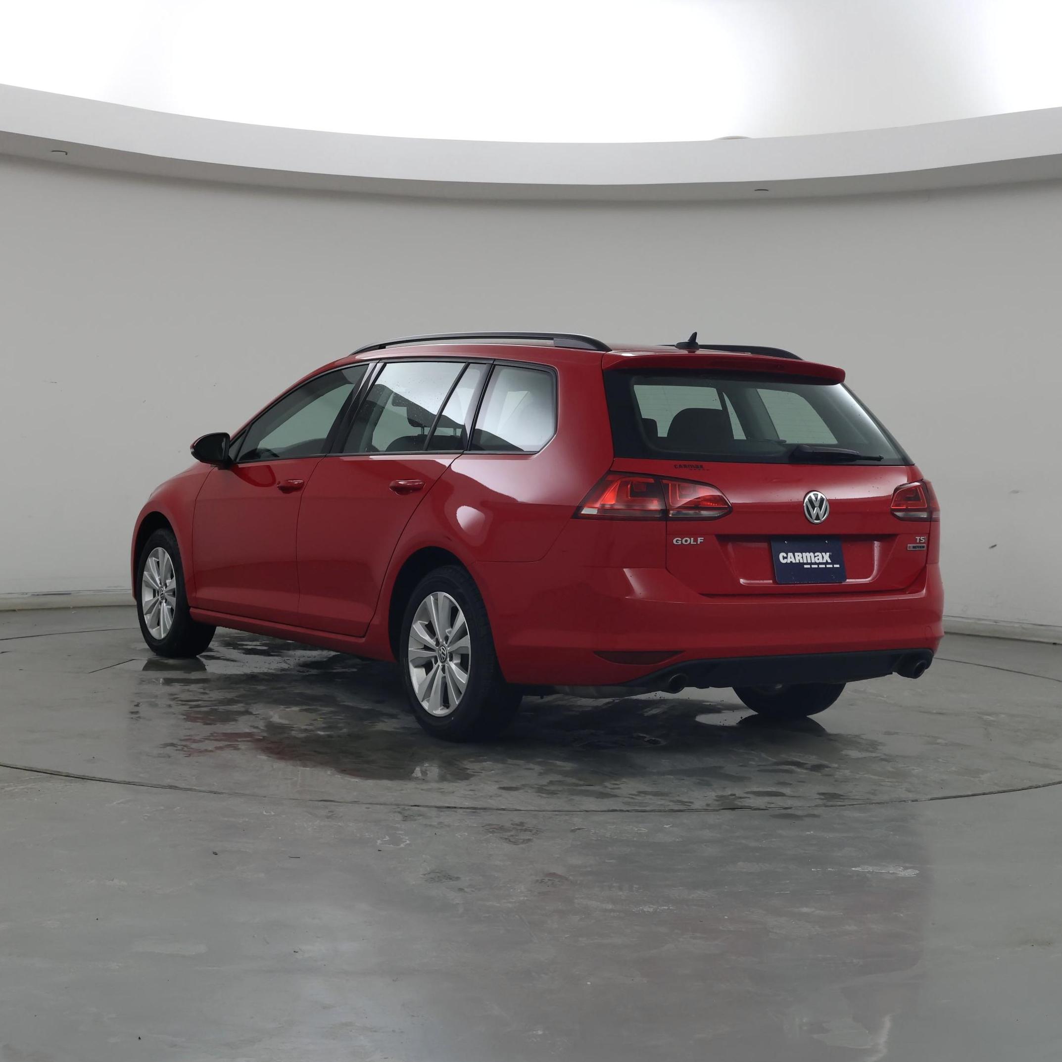 Thumbnail: 2017 Volkswagen Golf - 2