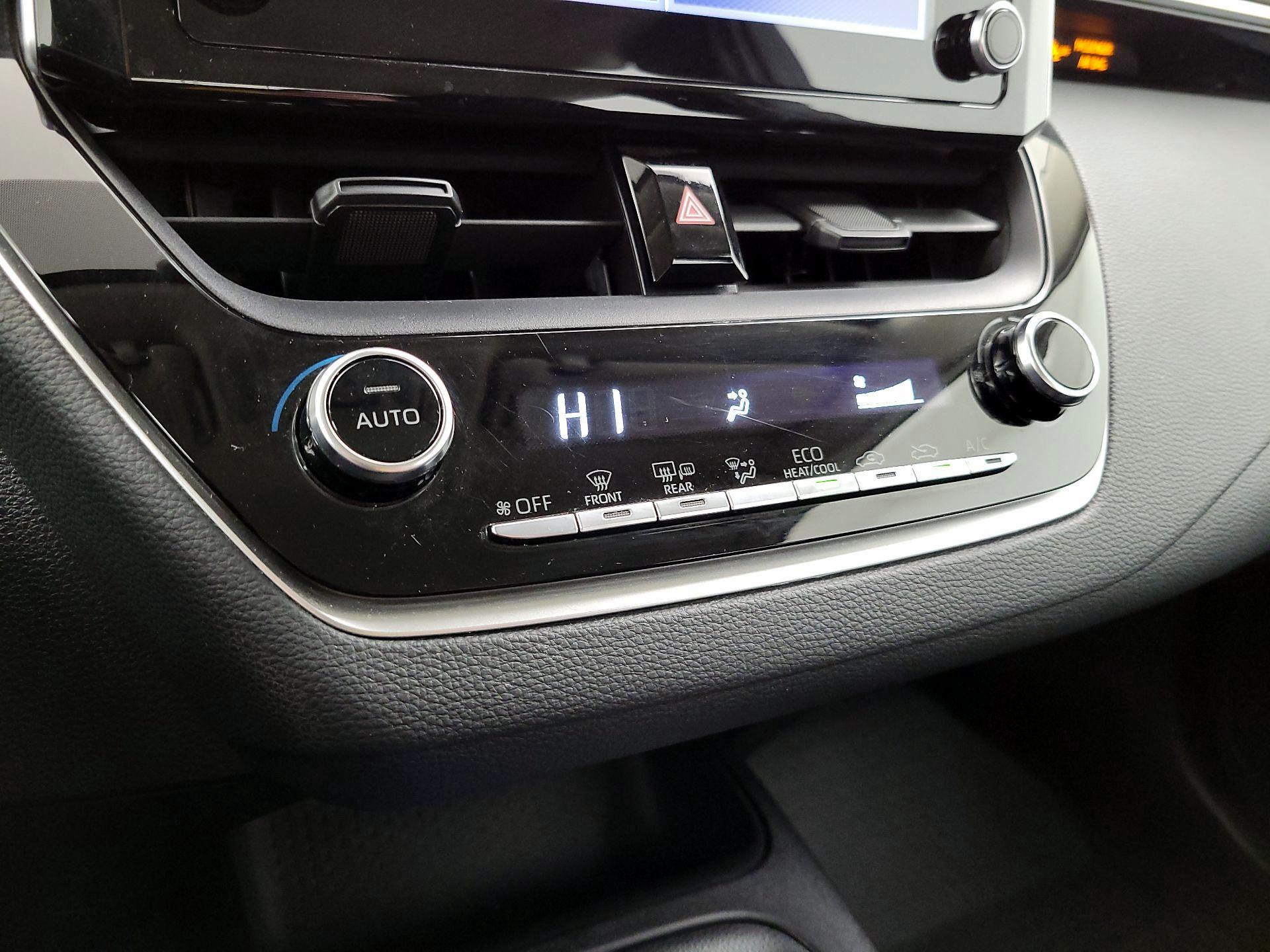 Thumbnail: 2020 Toyota Corolla - 16