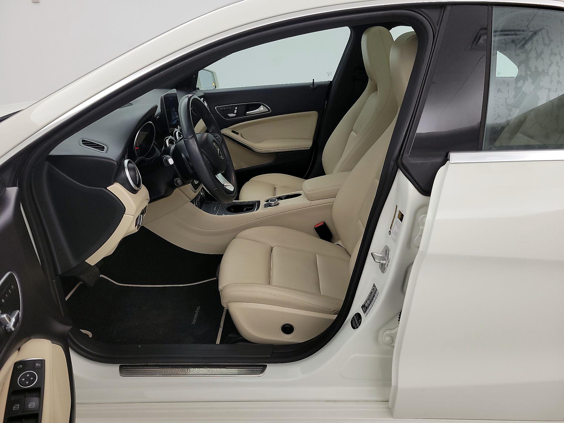 Thumbnail: 2018 Mercedes-Benz CLA - 11