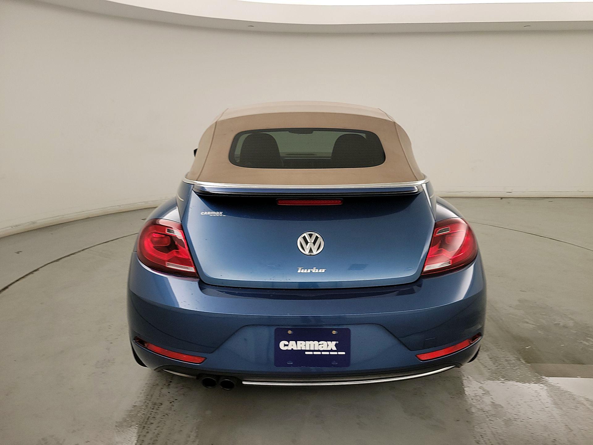 Thumbnail: 2017 Volkswagen Beetle - 20