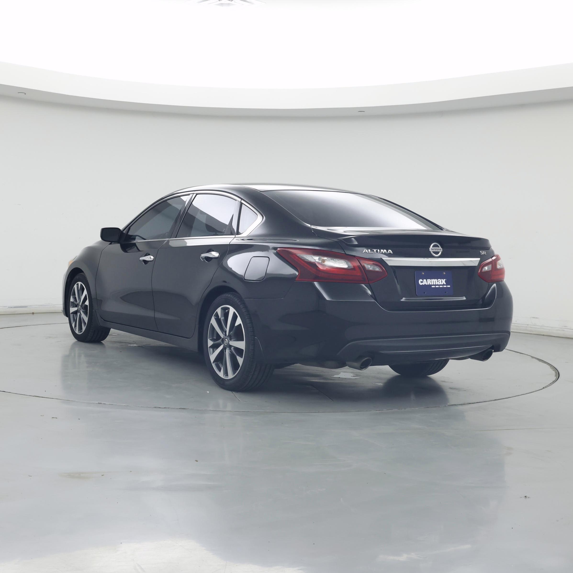 Thumbnail: 2017 Nissan Altima - 2