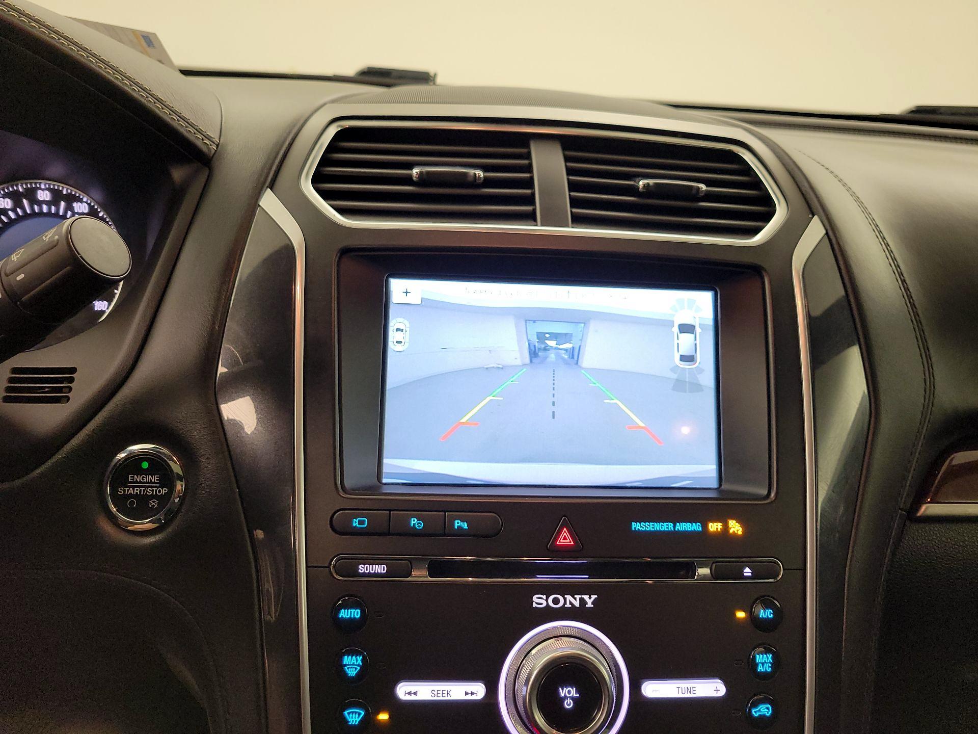 Thumbnail: 2017 Ford Explorer - 15