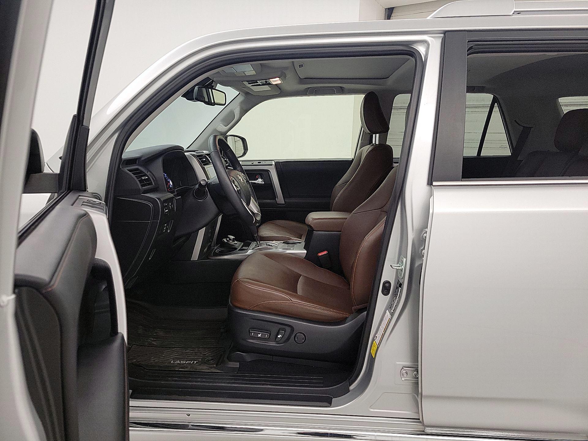 Thumbnail: 2023 Toyota 4Runner - 11