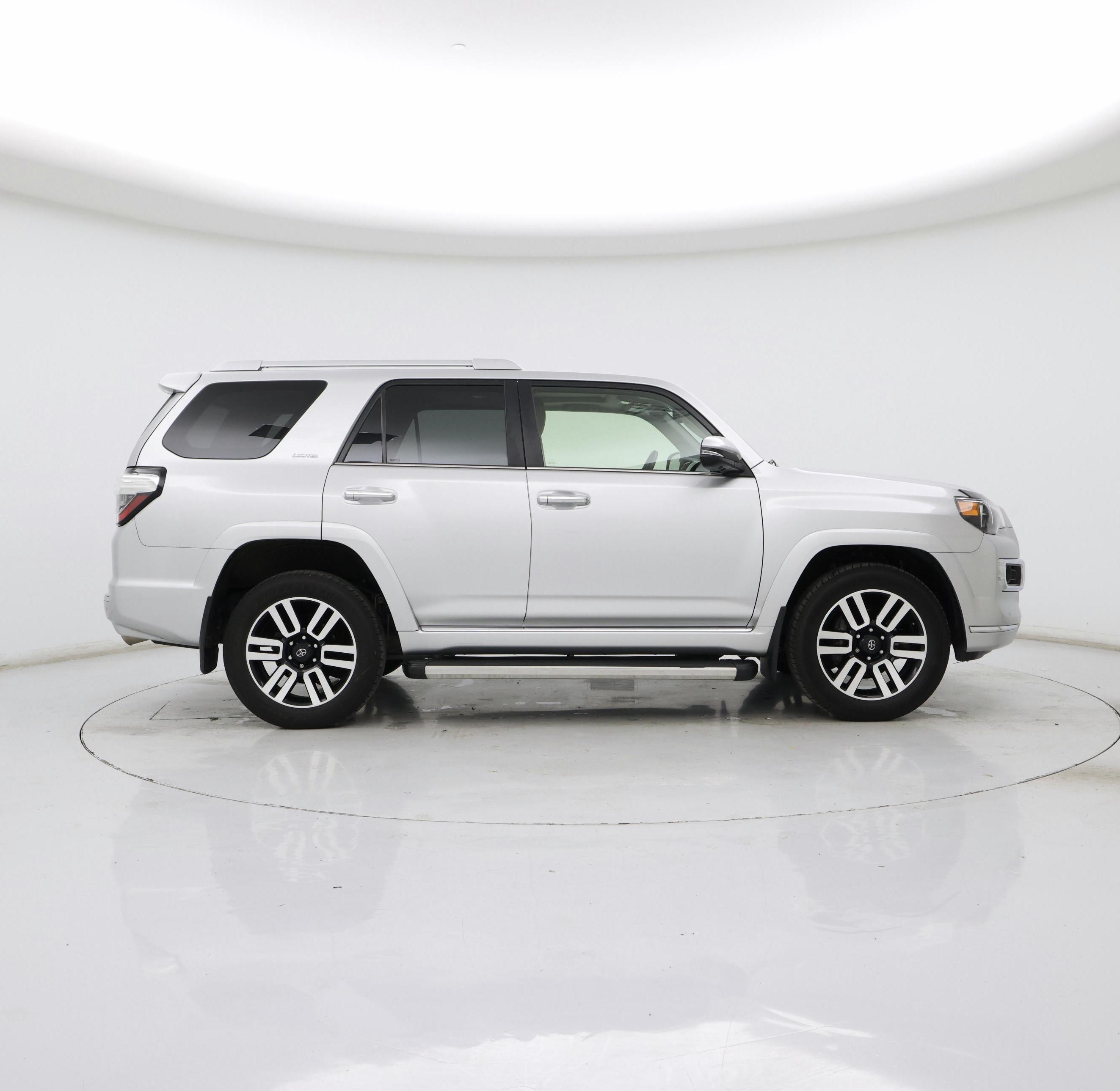 Thumbnail: 2023 Toyota 4Runner - 7