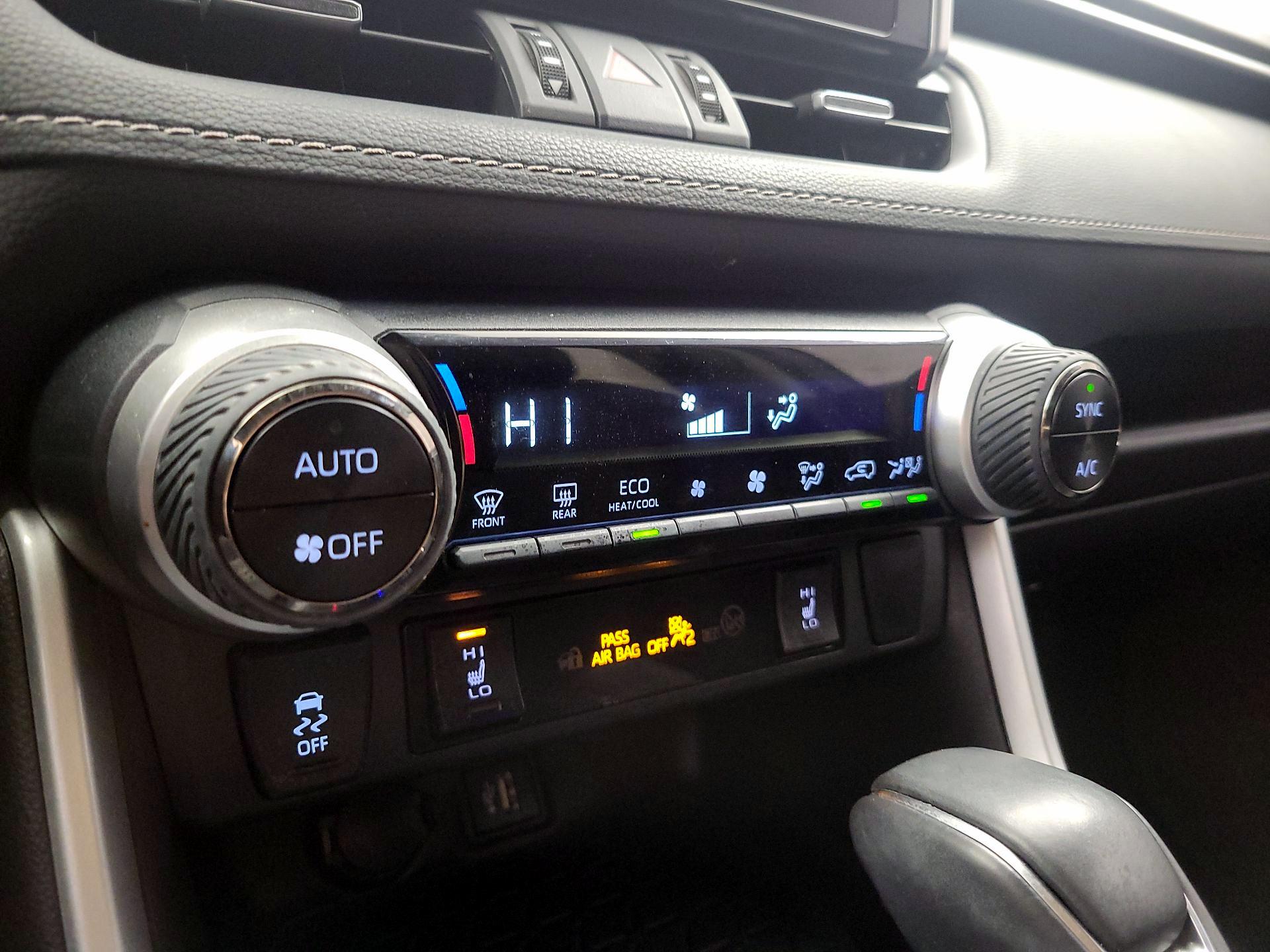 Thumbnail: 2024 Toyota RAV4 - 16