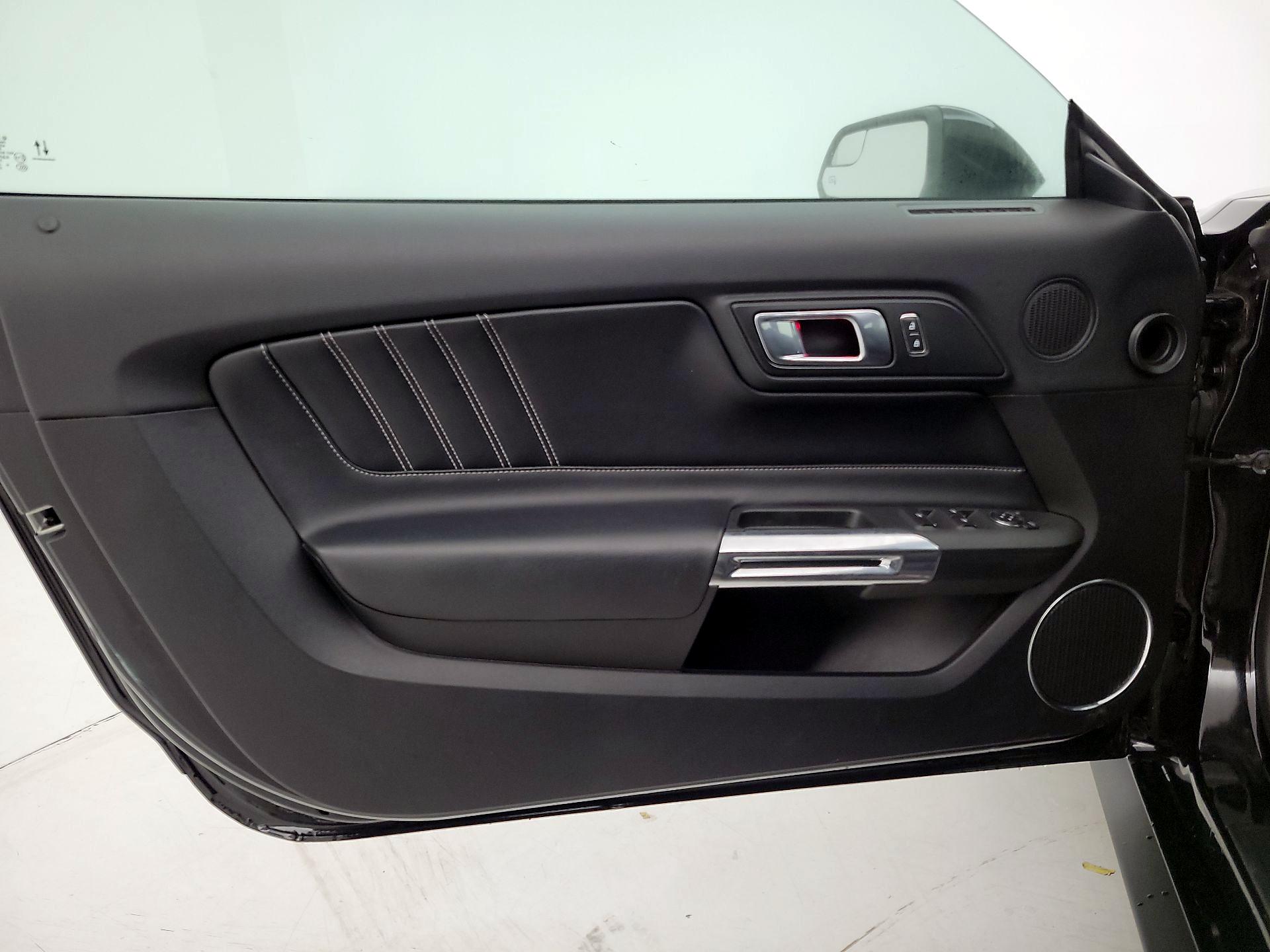 Thumbnail: 2020 Ford Mustang - 12